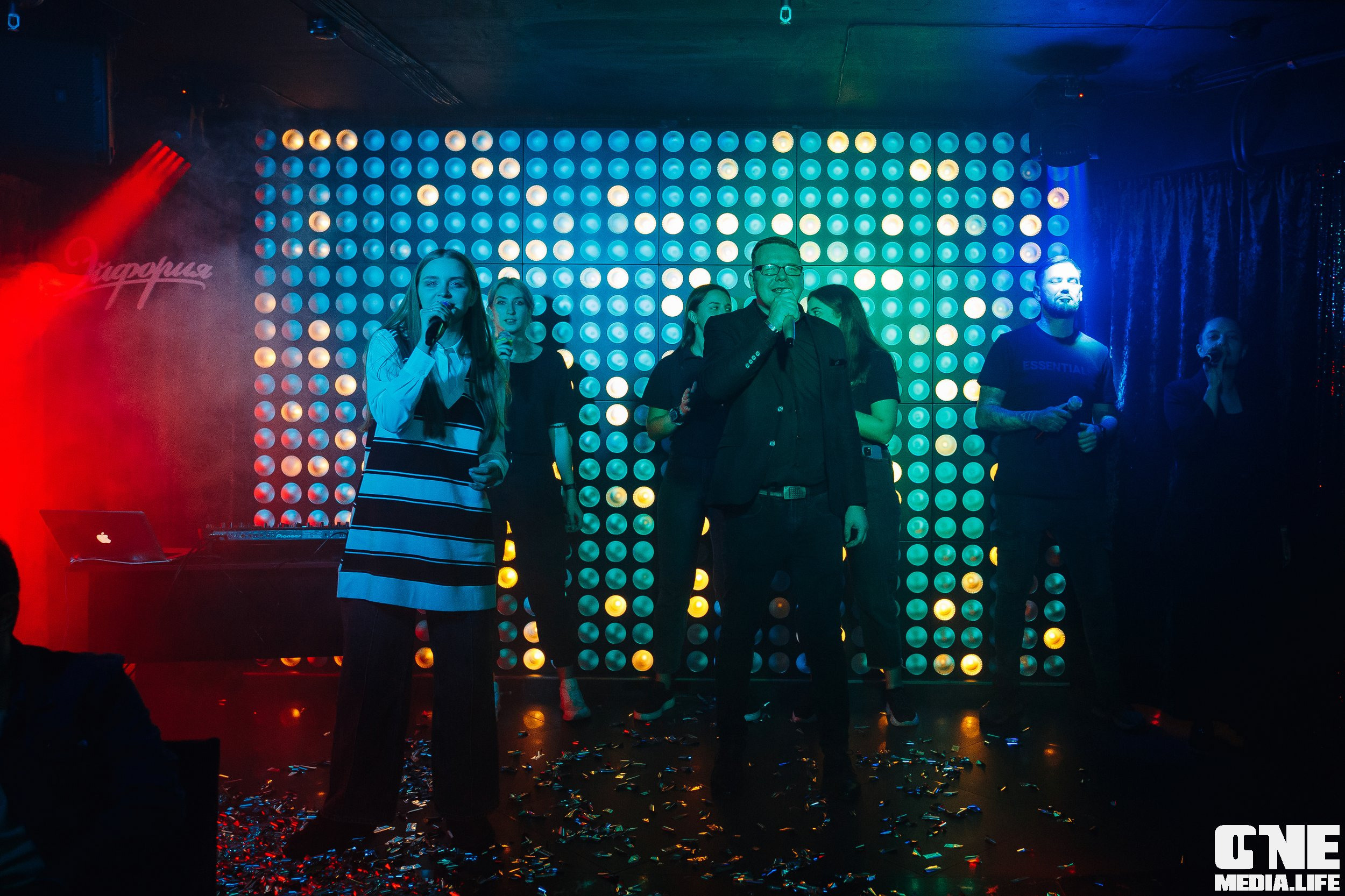Фоторепортаж из караоке-клубе Эйфория. One Media Life: фоторепортажи, фотоотчеты с мероприятий и заведений