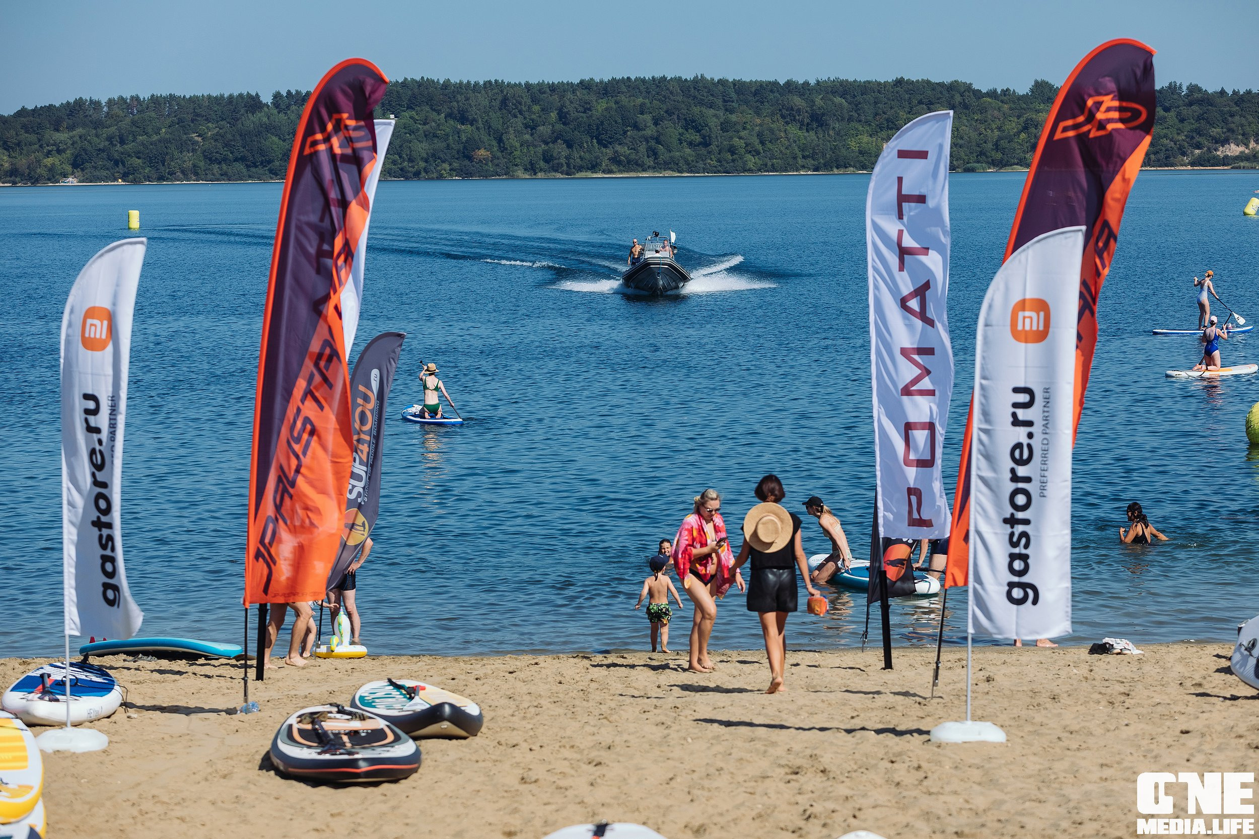 Фоторепортаж с соревнований DEEP WATER SUP Fest. One Media Life: фоторепортажи, фотоотчеты с мероприятий и заведений
