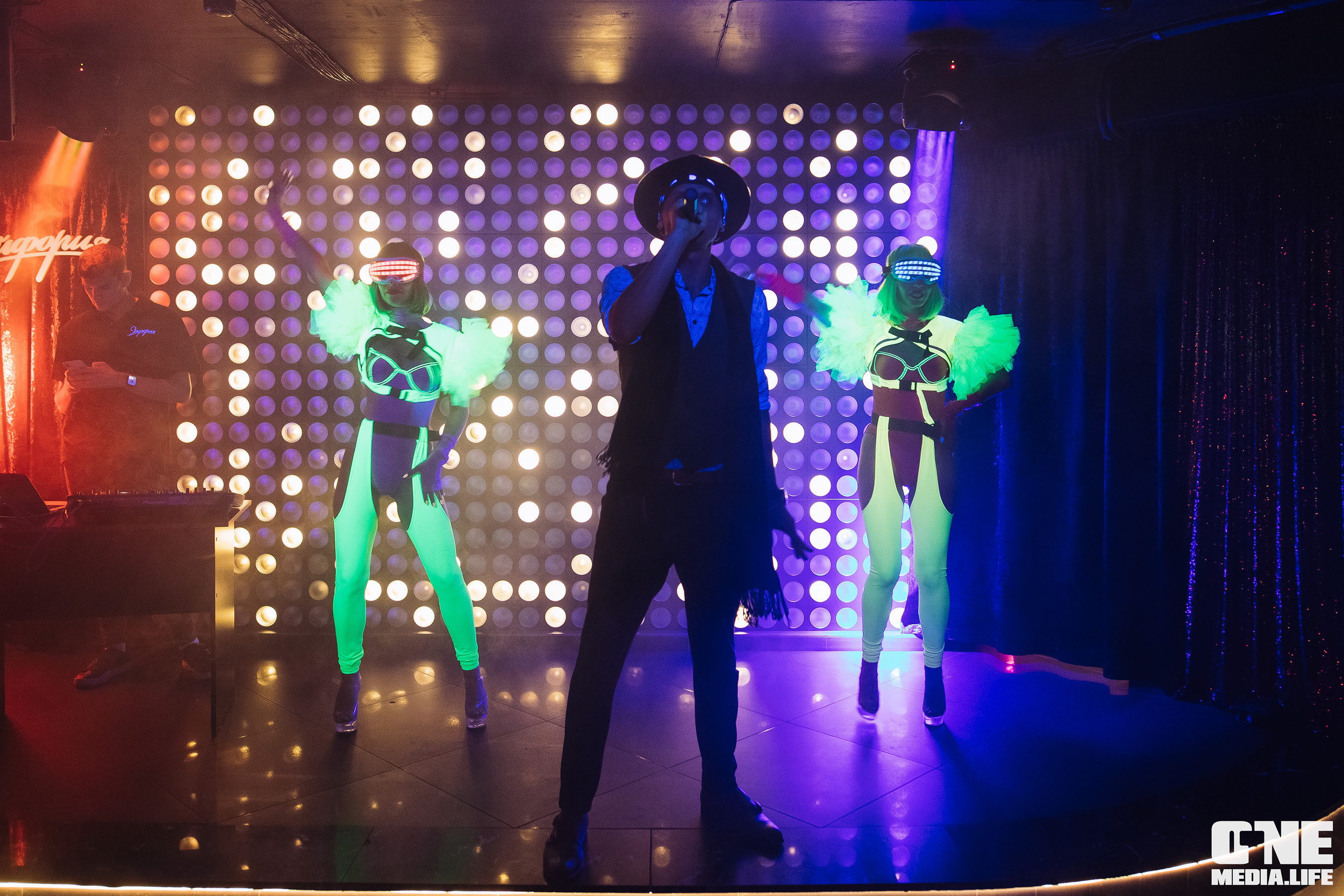 Фоторепортаж из караоке-клуба Эйфория. One Media Life: фоторепортажи, фотоотчеты с мероприятий и заведений