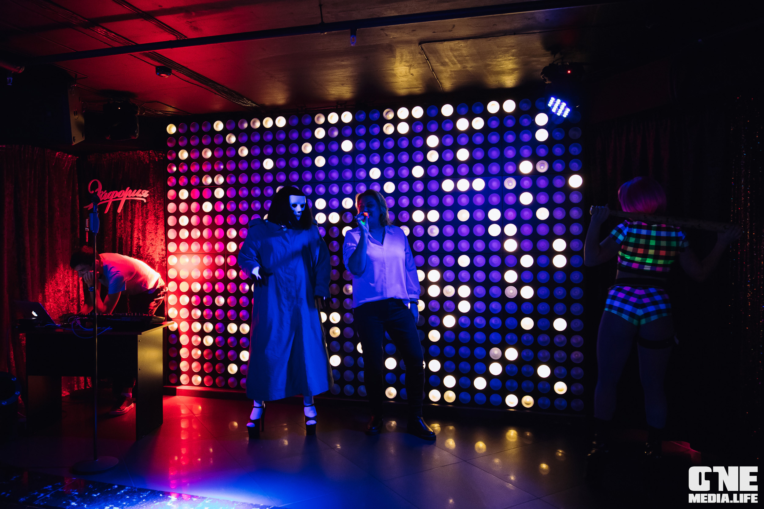 Фоторепортаж из караоке-клуба Эйфория. One Media Life: фоторепортажи, фотоотчеты с мероприятий и заведений