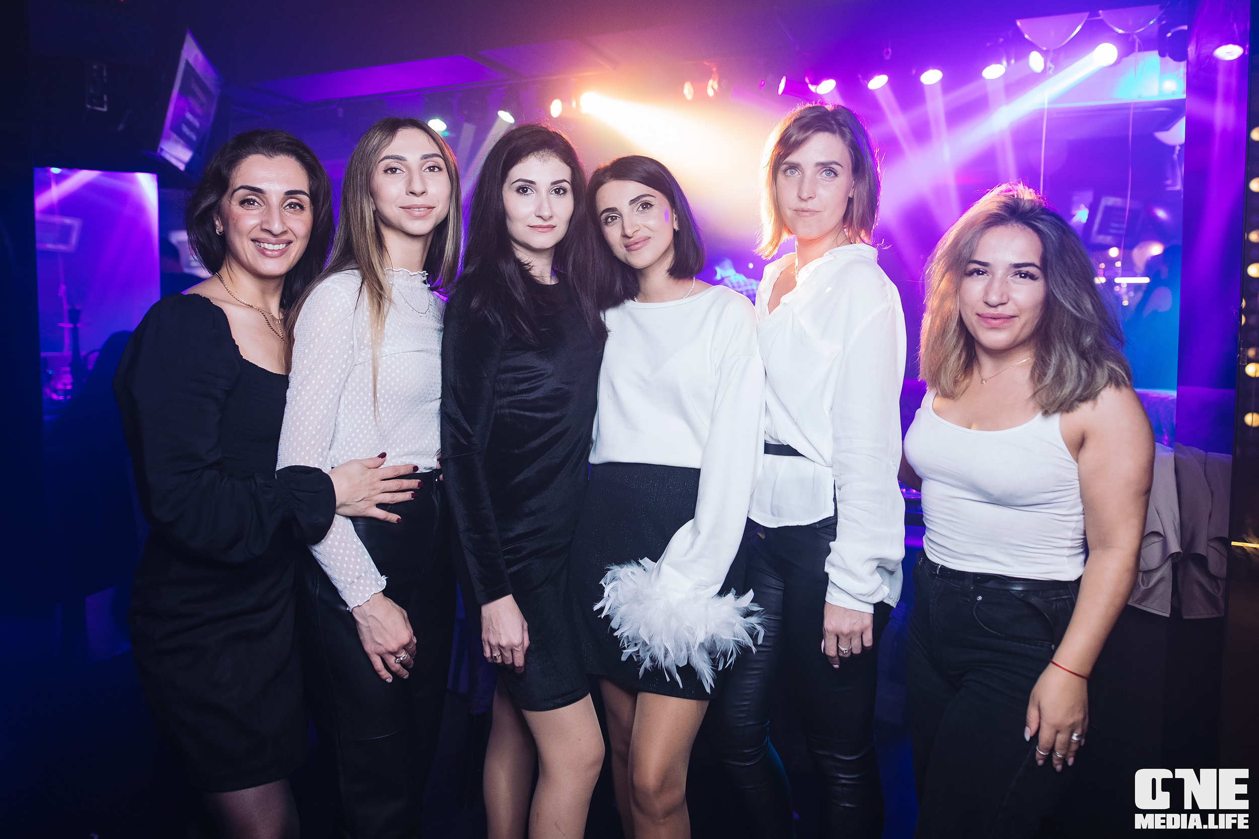 Фоторепортаж из караоке-клуба Эйфория. One Media Life: фоторепортажи, фотоотчеты с мероприятий и заведений