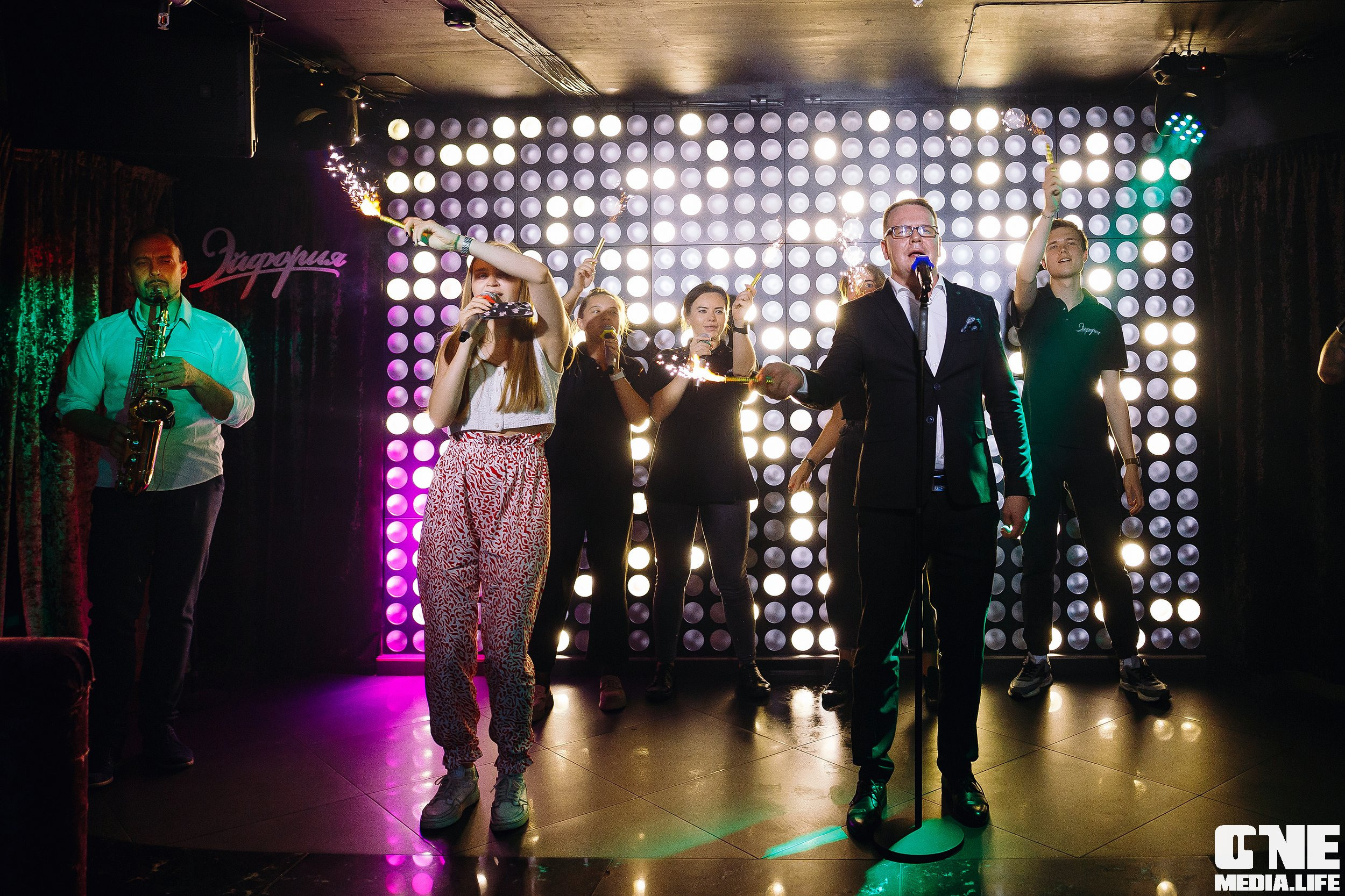 Фоторепортаж из караоке-клуба Эйфория. One Media Life: фоторепортажи, фотоотчеты с мероприятий и заведений