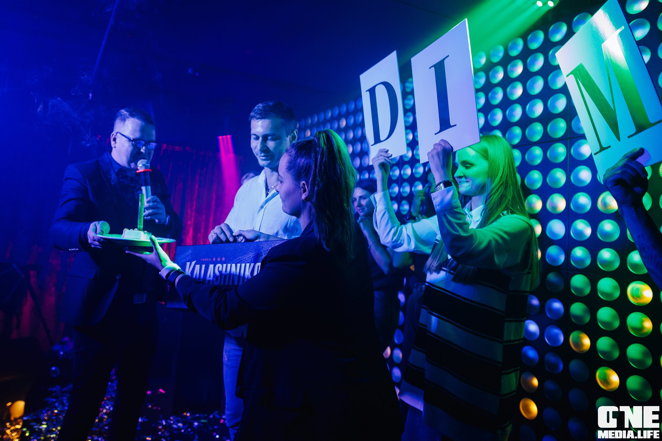 Фоторепортаж из караоке-клубе Эйфория. One Media Life: фоторепортажи, фотоотчеты с мероприятий и заведений