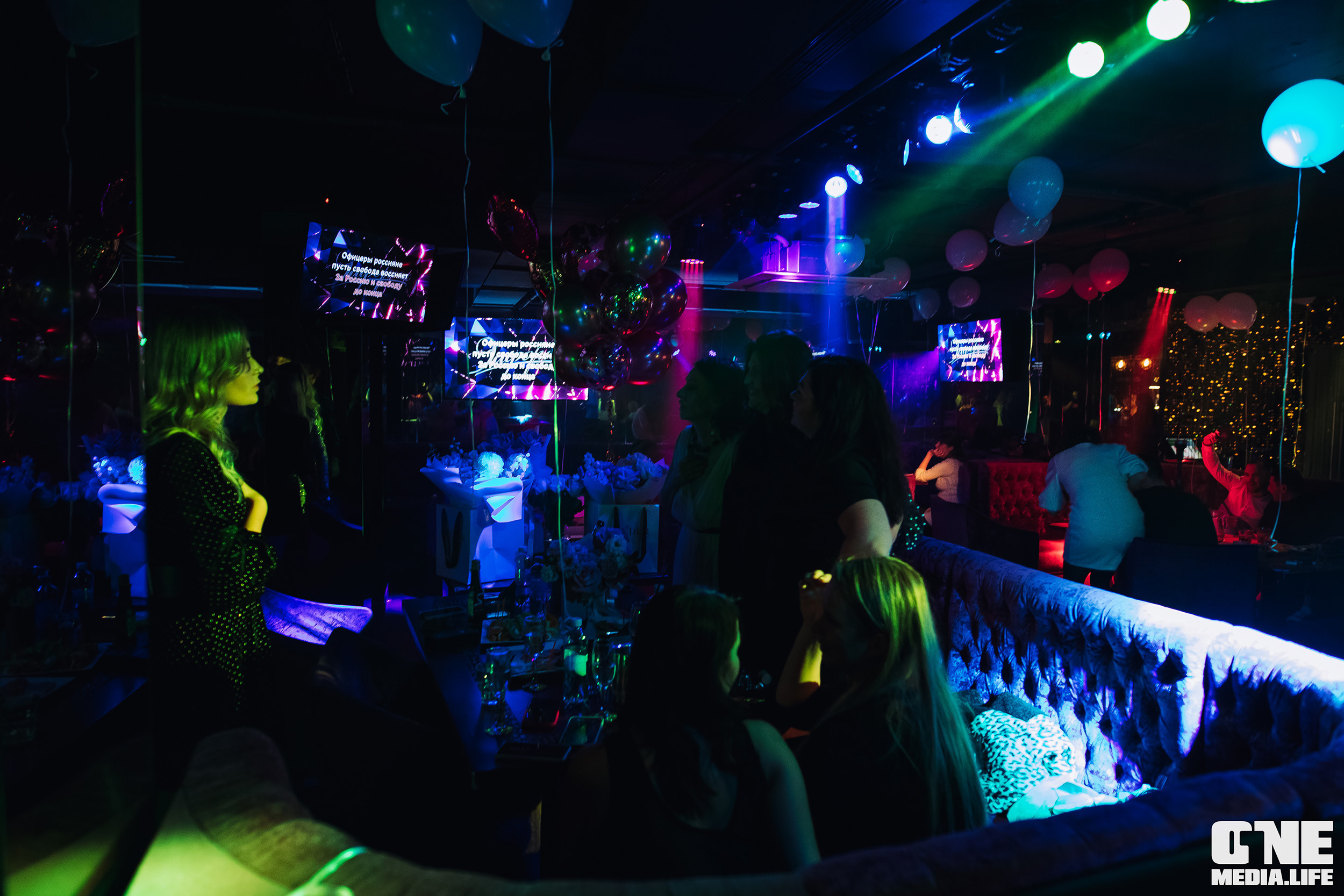 Фоторепортаж из караоке-клуба Эфория. One Media Life: фоторепортажи, фотоотчеты с мероприятий и заведений