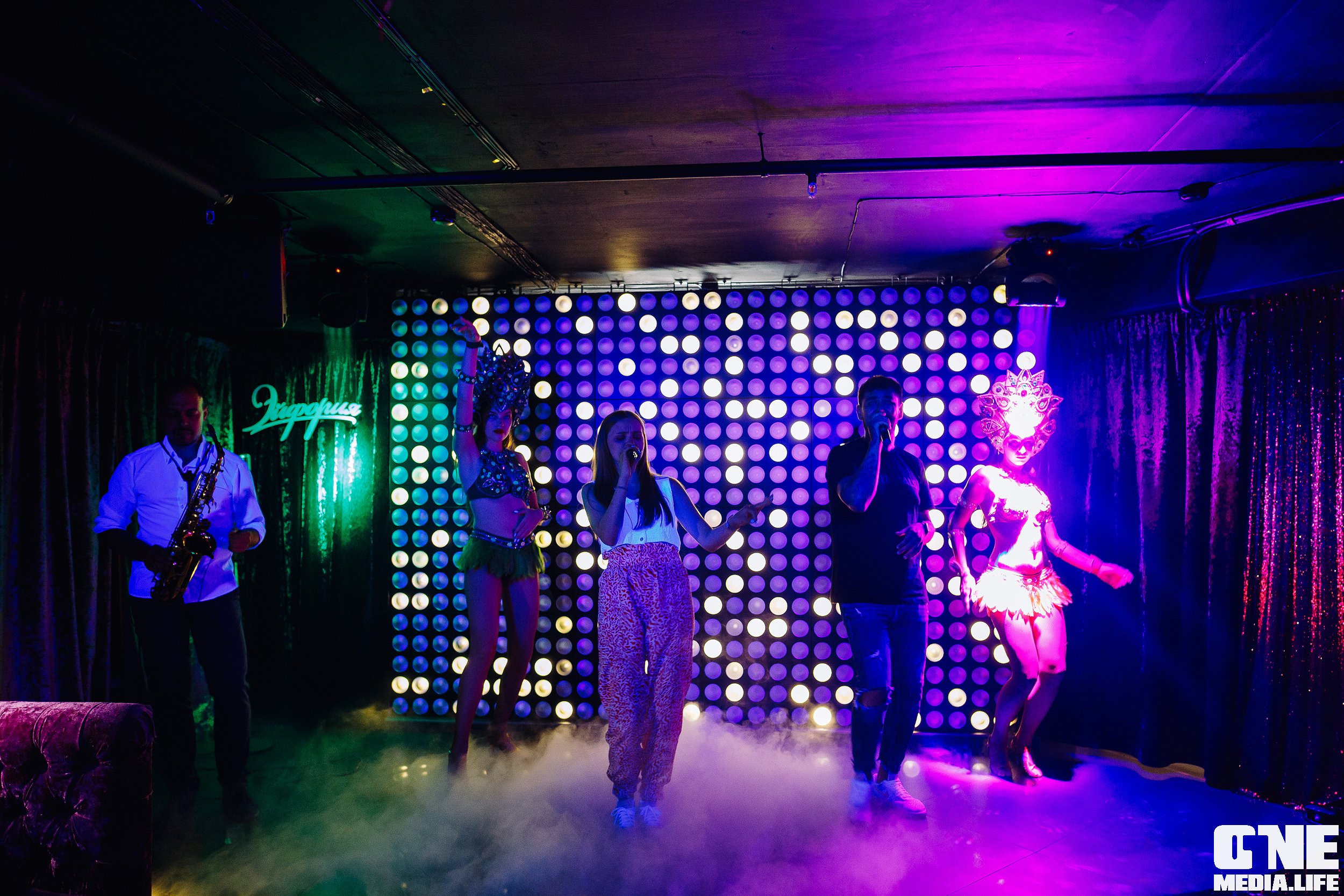 Фоторепортаж из караоке-клуба Эйфория. One Media Life: фоторепортажи, фотоотчеты с мероприятий и заведений