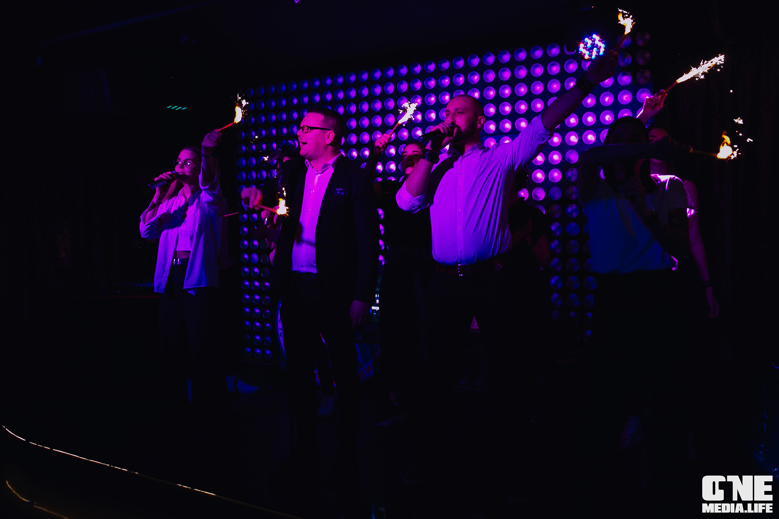 Фоторепортаж из караоке-клуба Эфория. One Media Life: фоторепортажи, фотоотчеты с мероприятий и заведений