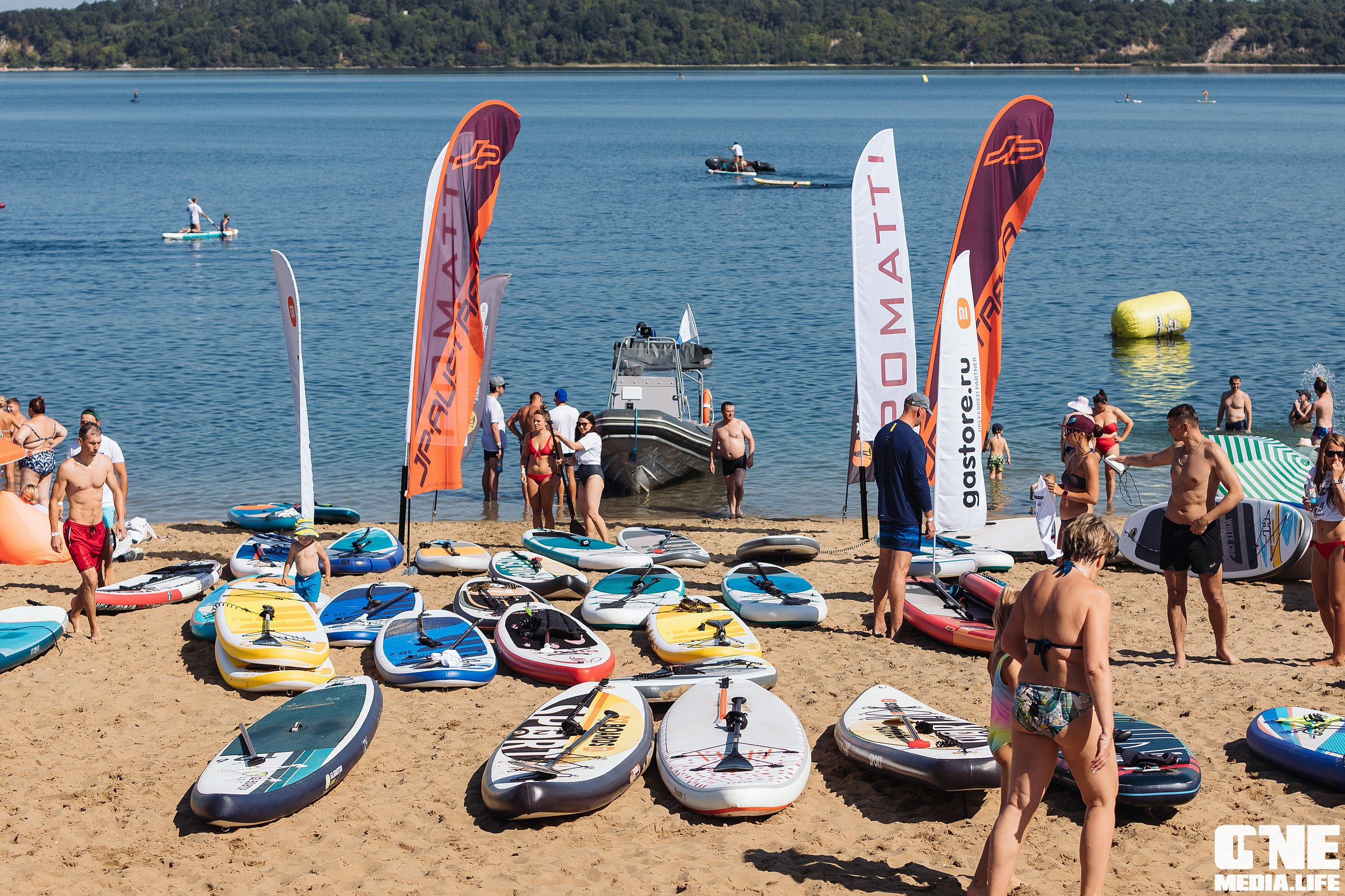 Фоторепортаж с соревнований DEEP WATER SUP Fest. One Media Life: фоторепортажи, фотоотчеты с мероприятий и заведений