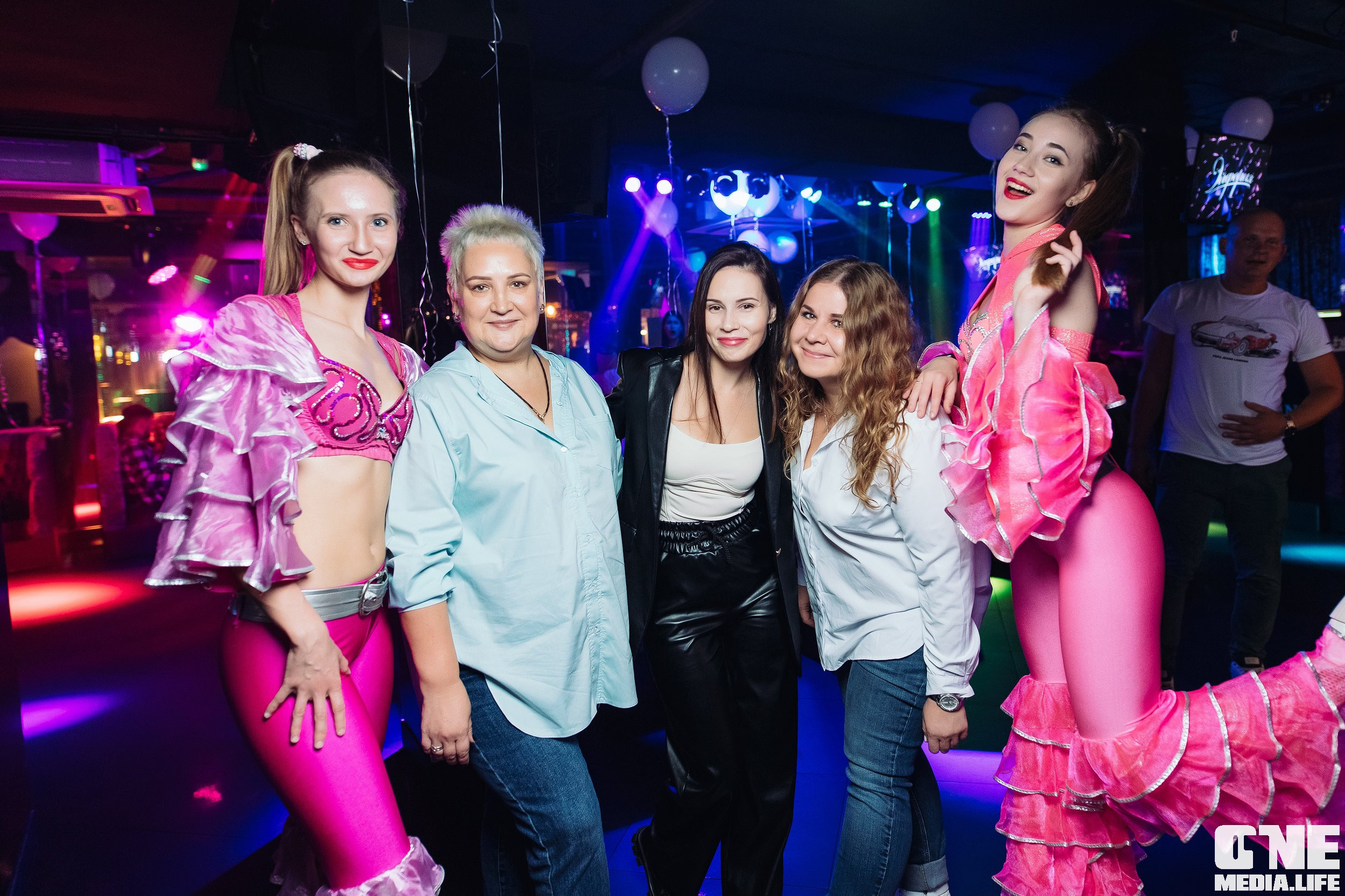 Фоторепортаж из караоке-клуба Эйфория. One Media Life: фоторепортажи, фотоотчеты с мероприятий и заведений