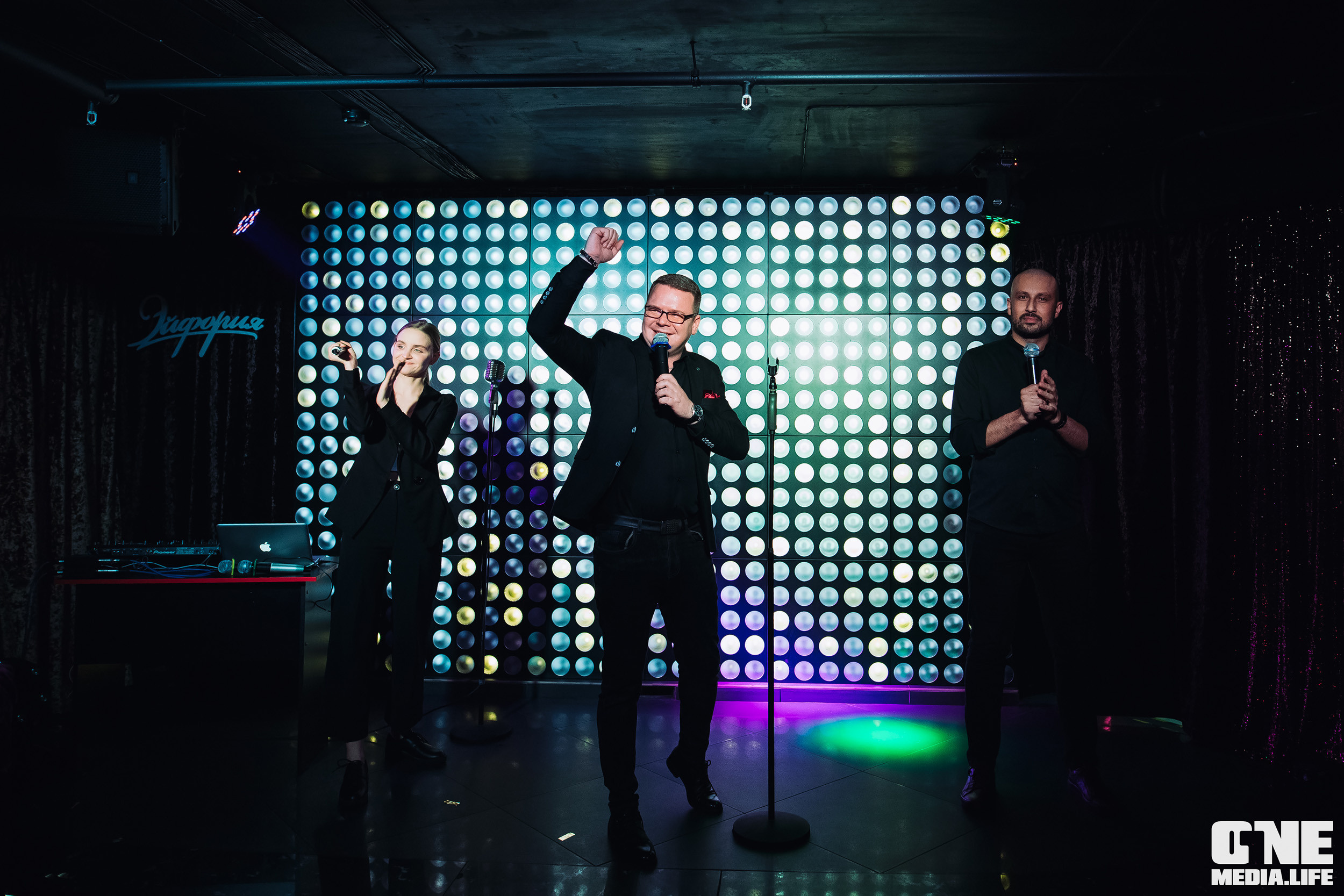 Фоторепортаж из караоке-клуба Эйфория. One Media Life: фоторепортажи, фотоотчеты с мероприятий и заведений