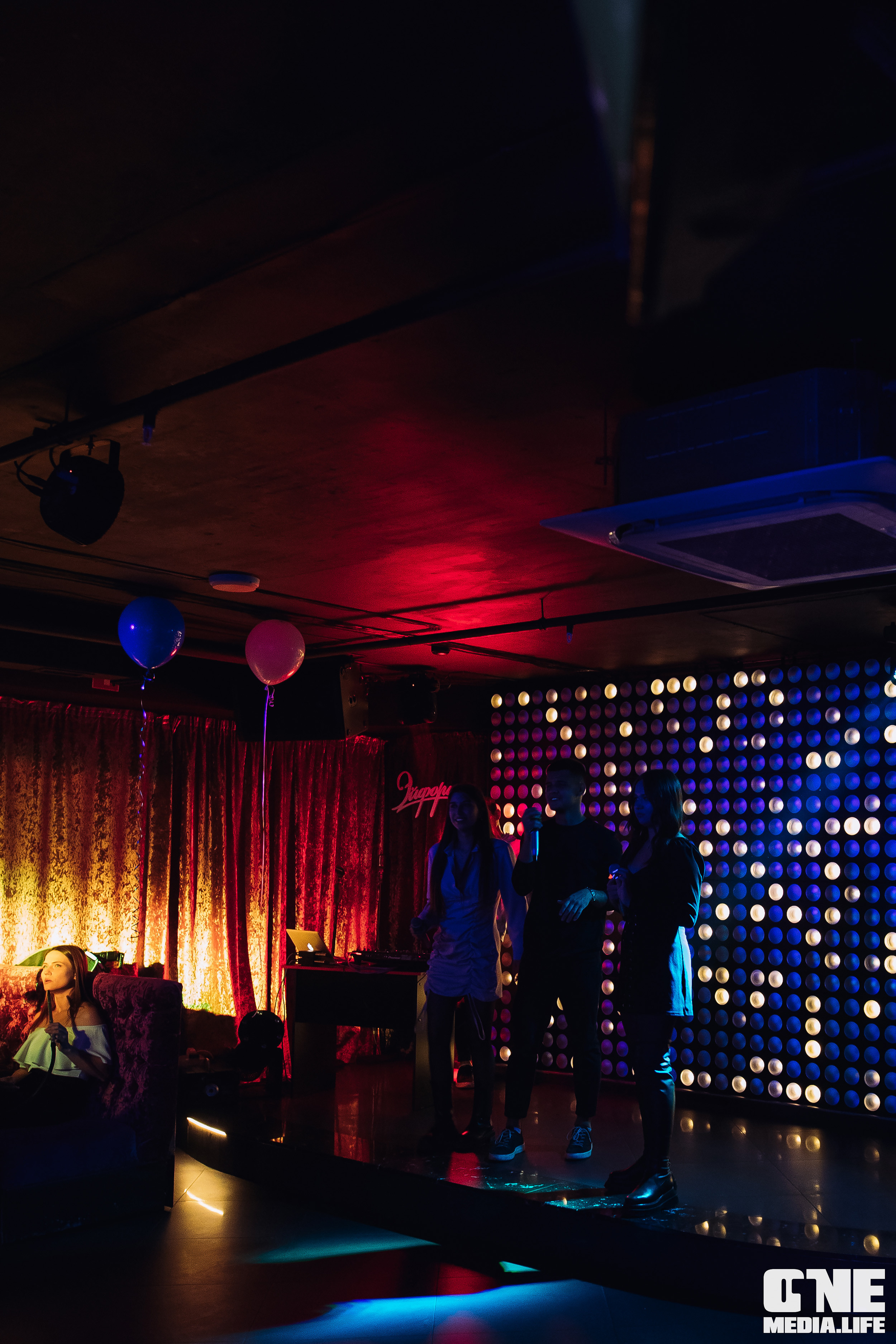 Фоторепортаж из караоке-клуба Эйфория. One Media Life: фоторепортажи, фотоотчеты с мероприятий и заведений