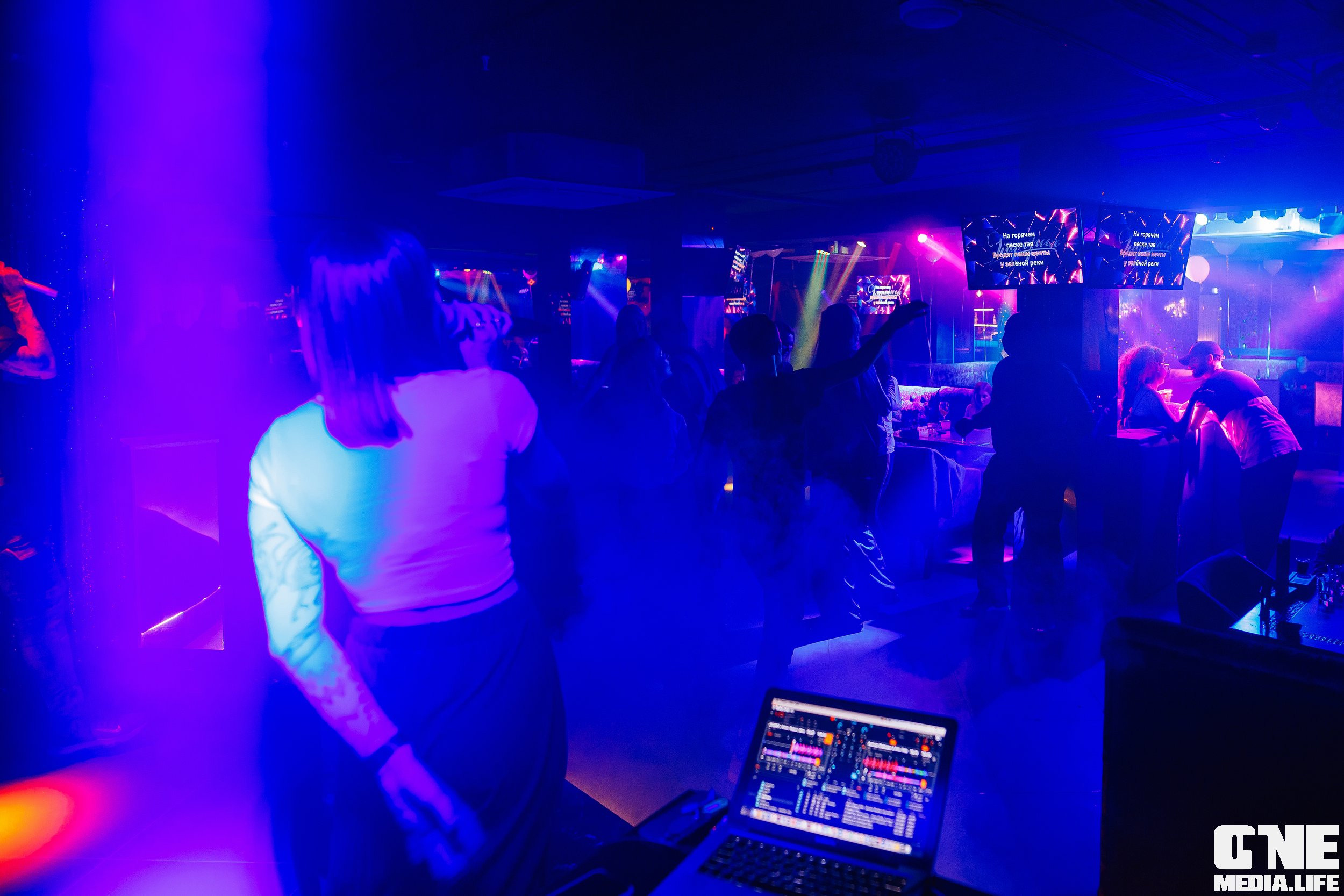 Фоторепортаж из караоке-клуба Эйфория. One Media Life: фоторепортажи, фотоотчеты с мероприятий и заведений