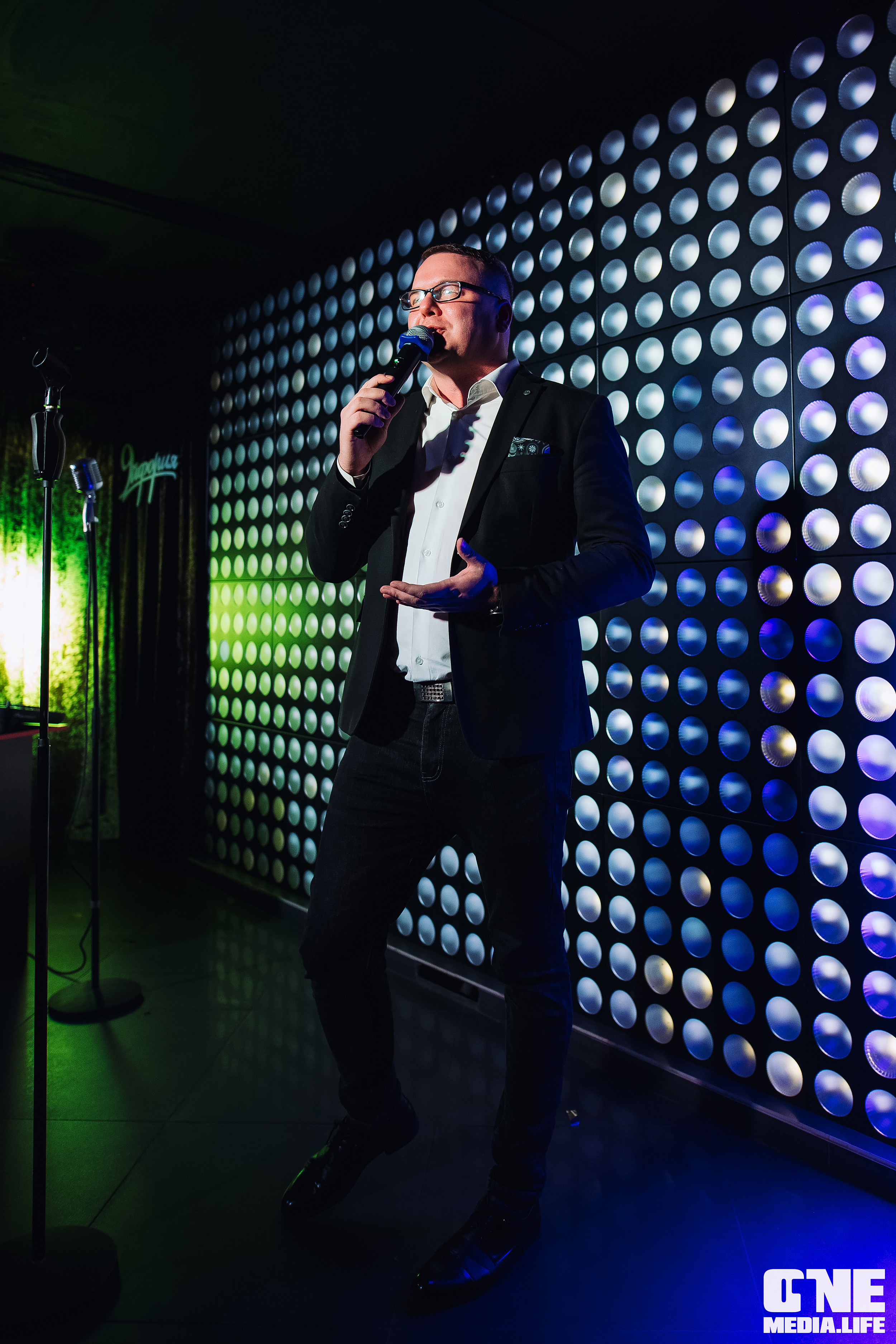 Фоторепортаж из караоке-клуба Эфория. One Media Life: фоторепортажи, фотоотчеты с мероприятий и заведений