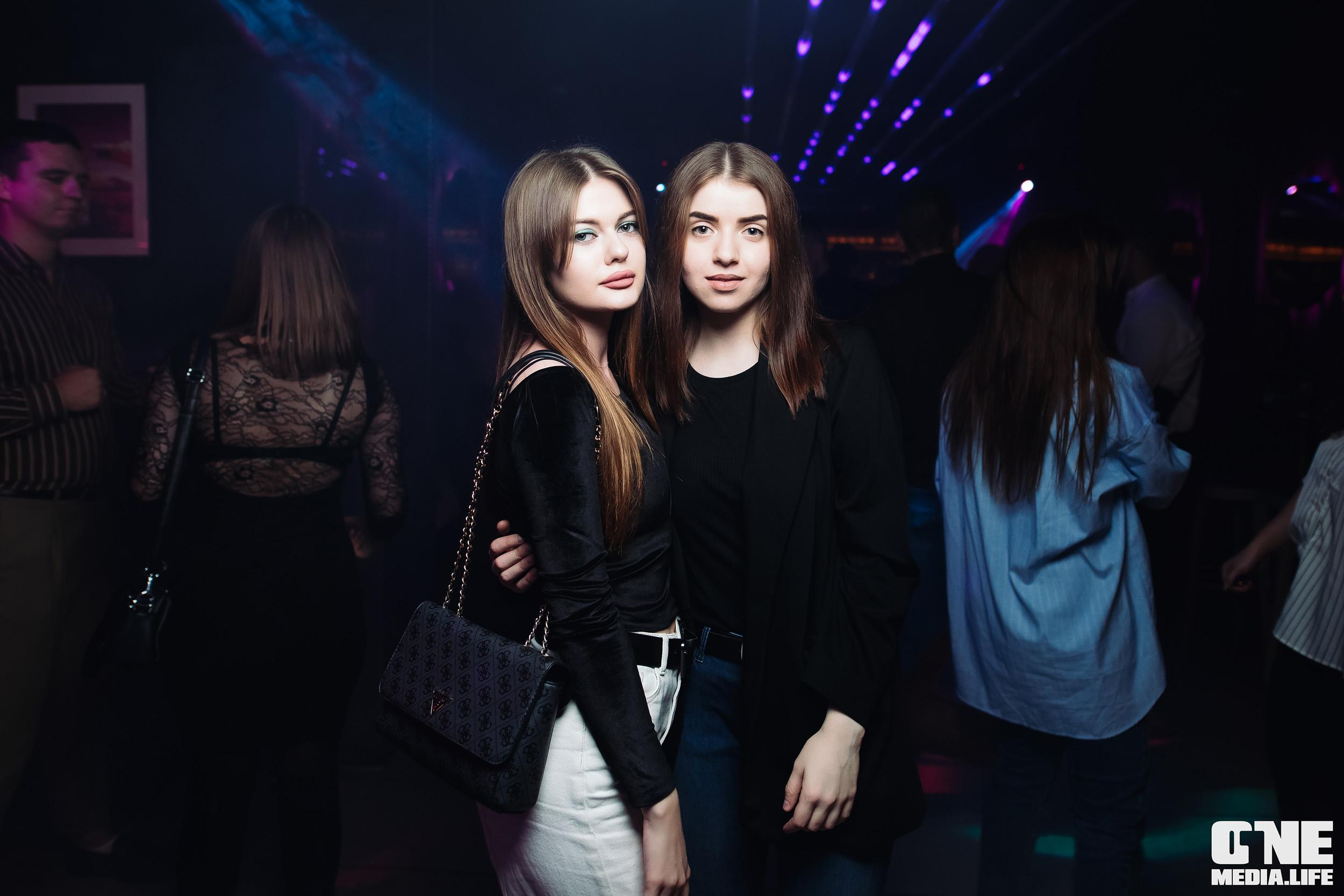 Фоторепортаж из диско бара Мираж. One Media Life: фоторепортажи, фотоотчеты с мероприятий и заведений