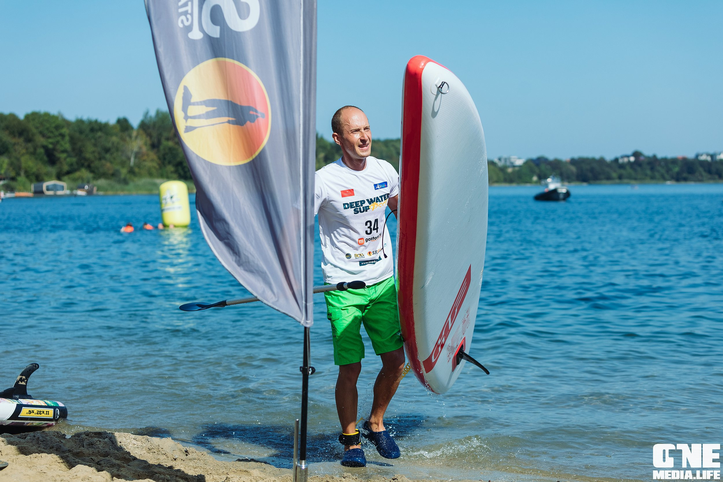 Фоторепортаж с соревнований DEEP WATER SUP Fest. One Media Life: фоторепортажи, фотоотчеты с мероприятий и заведений