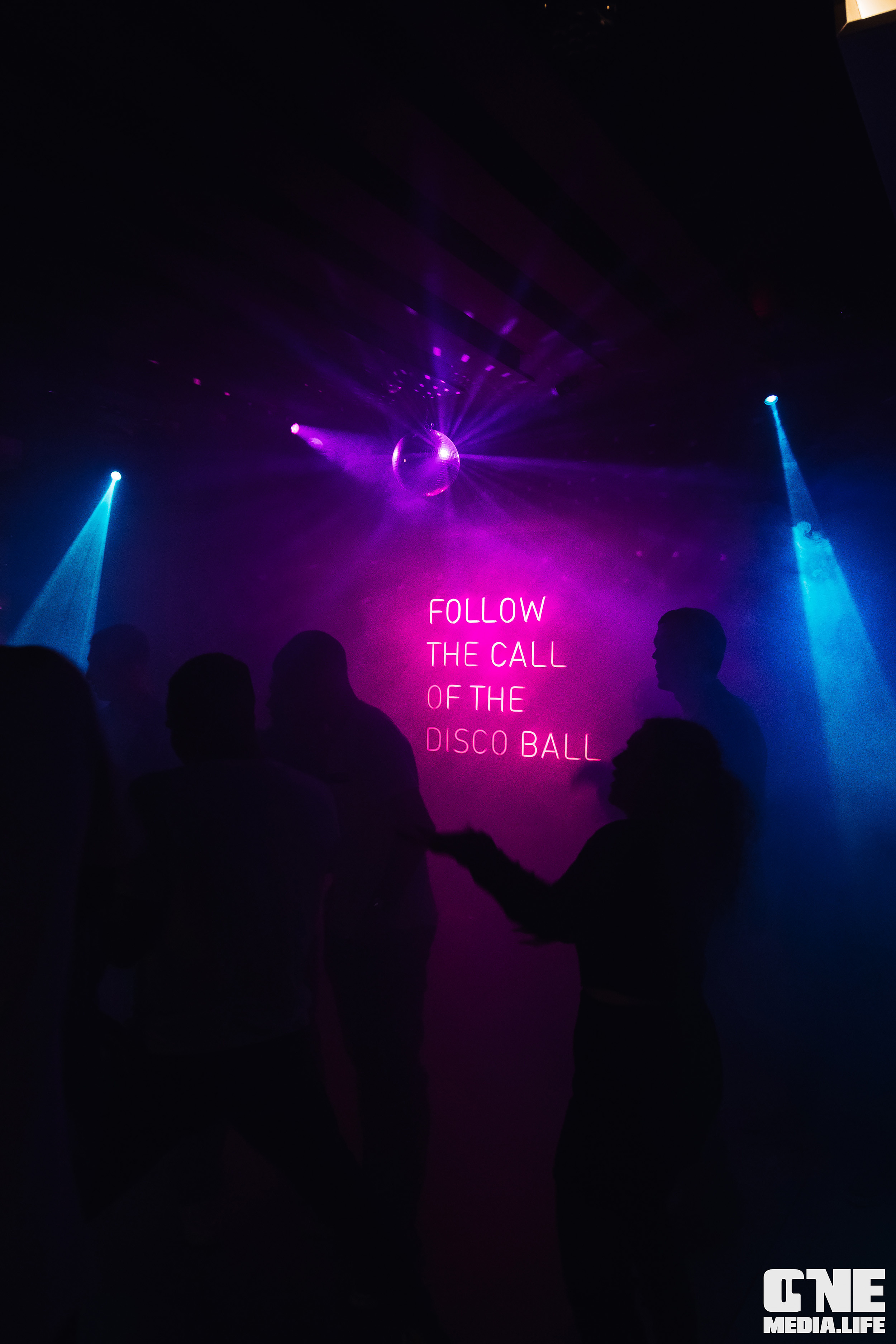 Фоторепортаж из диско бара Мираж. One Media Life: фоторепортажи, фотоотчеты с мероприятий и заведений