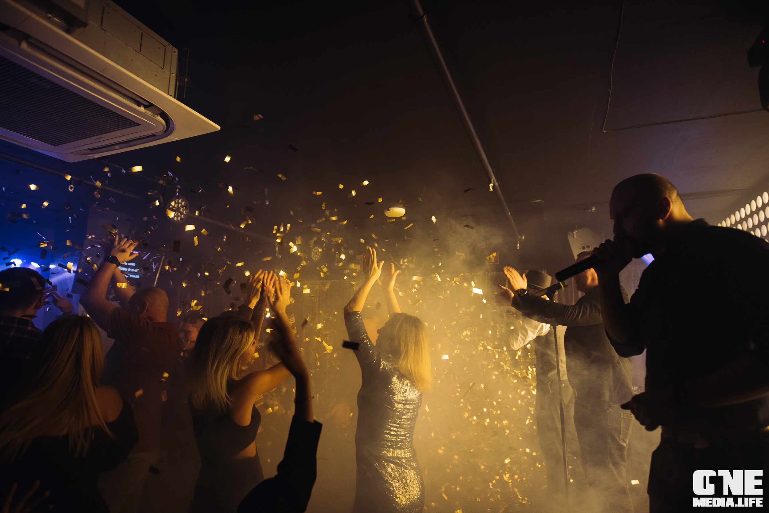 Фоторепортаж из караоке-клуба Эйфория. One Media Life: фоторепортажи, фотоотчеты с мероприятий и заведений