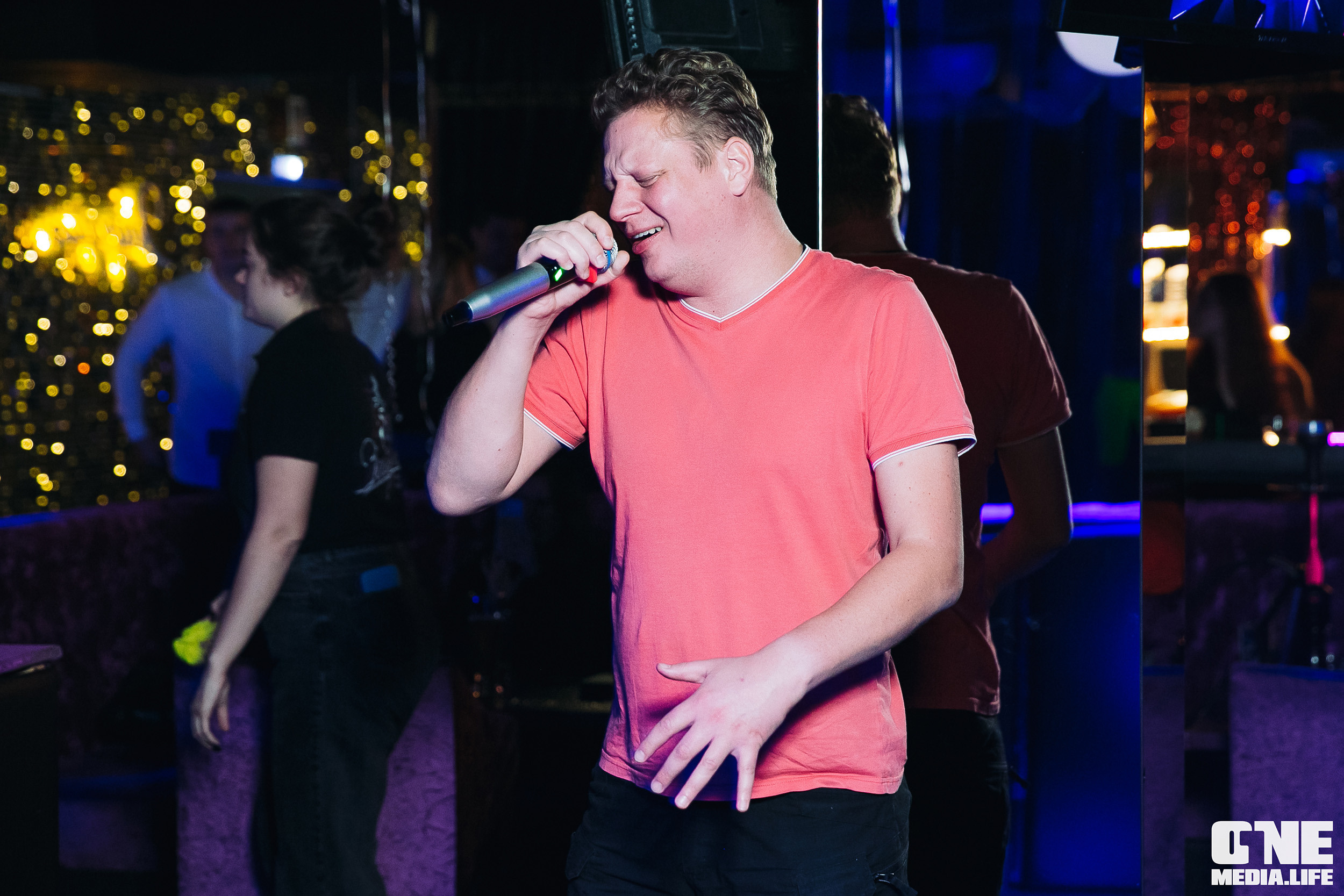 Фоторепортаж из караоке-клуба Эфория. One Media Life: фоторепортажи, фотоотчеты с мероприятий и заведений