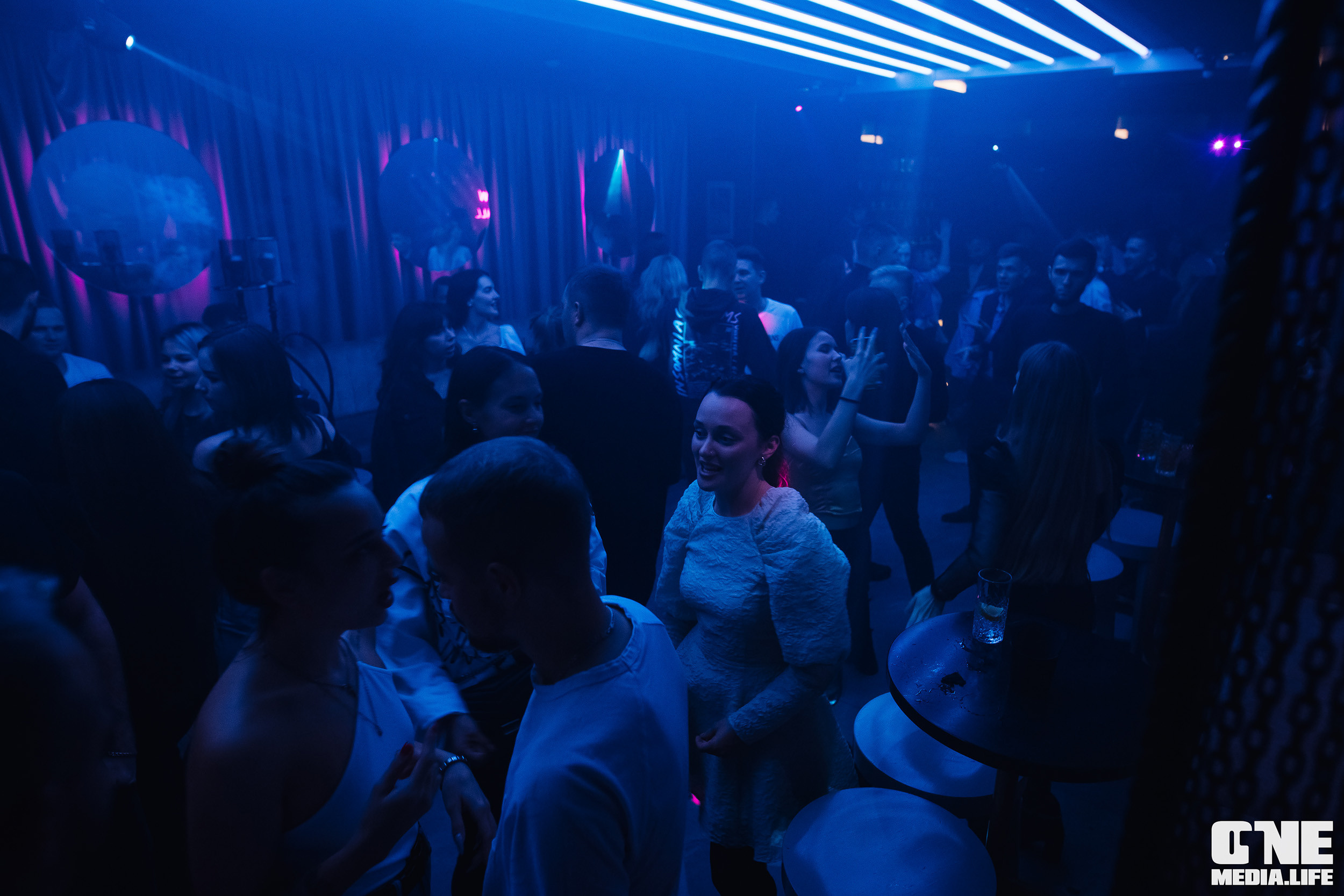 Фоторепортаж из диско бара Мираж. One Media Life: фоторепортажи, фотоотчеты с мероприятий и заведений