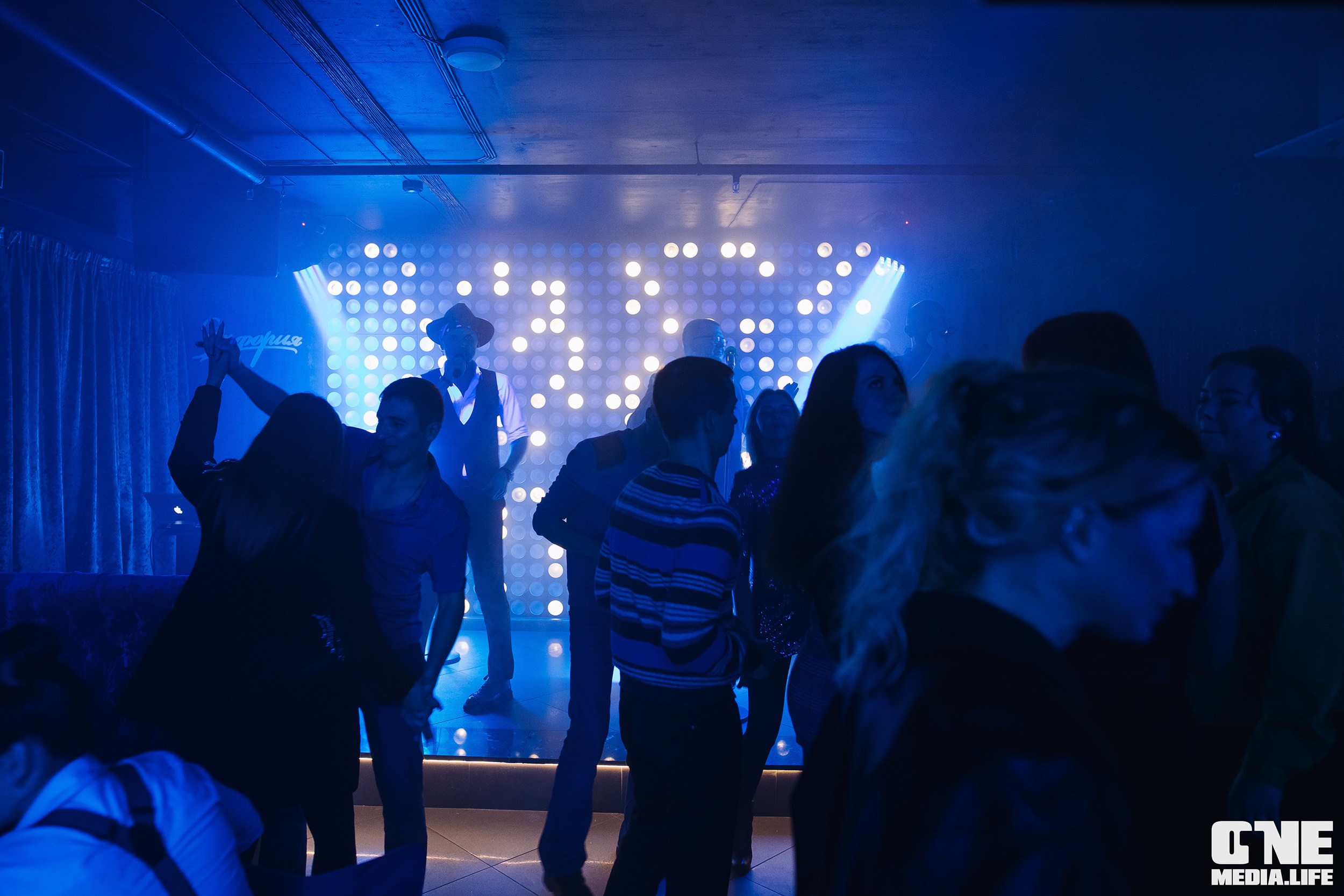 Фоторепортаж из караоке-клуба Эйфория. One Media Life: фоторепортажи, фотоотчеты с мероприятий и заведений