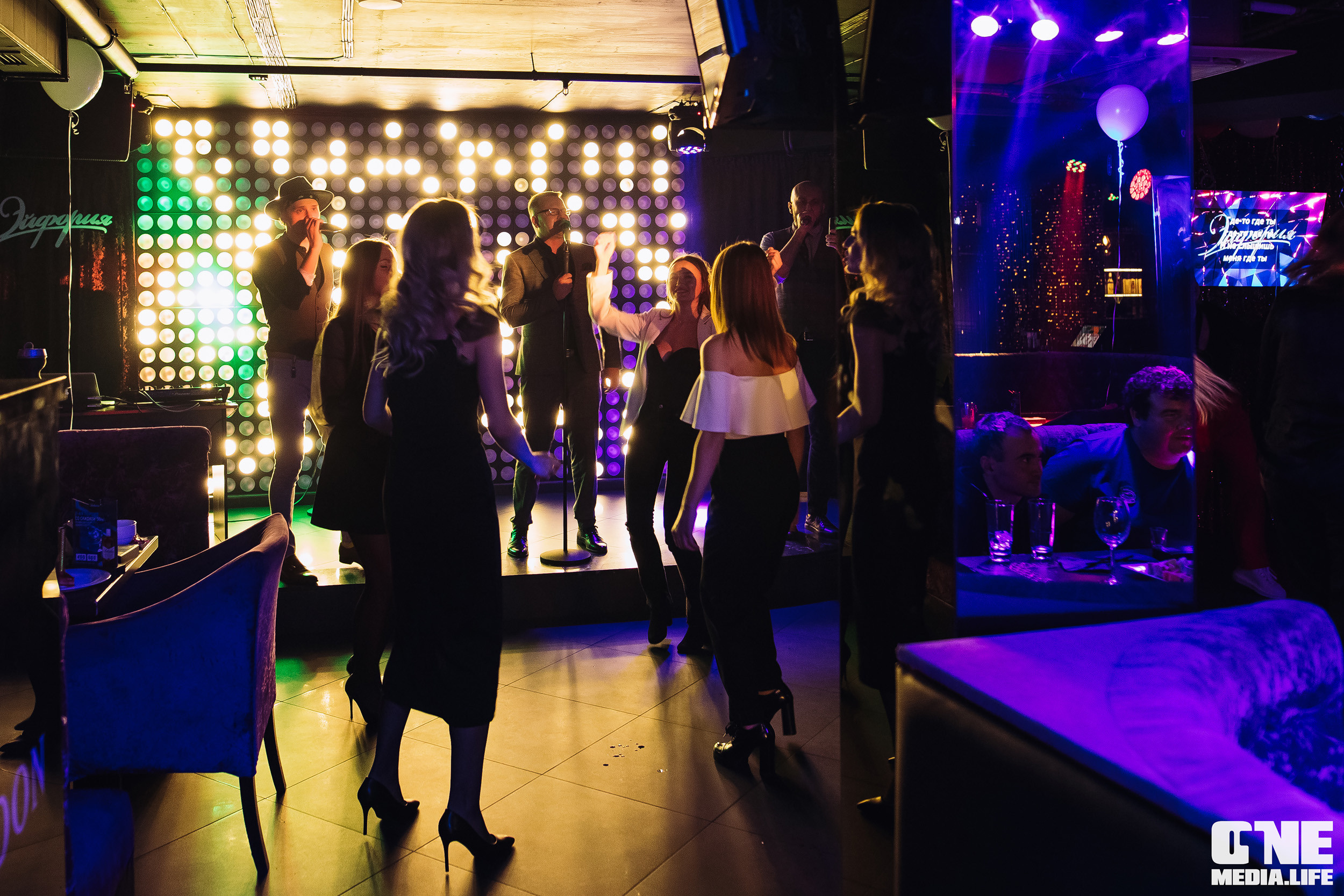 Фоторепортаж из караоке-клуба Эйфория. One Media Life: фоторепортажи, фотоотчеты с мероприятий и заведений