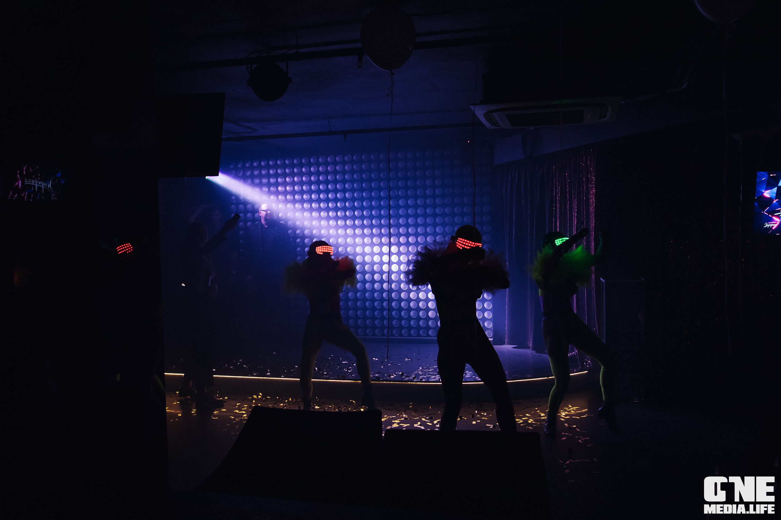 Фоторепортаж из караоке-клуба Эйфория. One Media Life: фоторепортажи, фотоотчеты с мероприятий и заведений