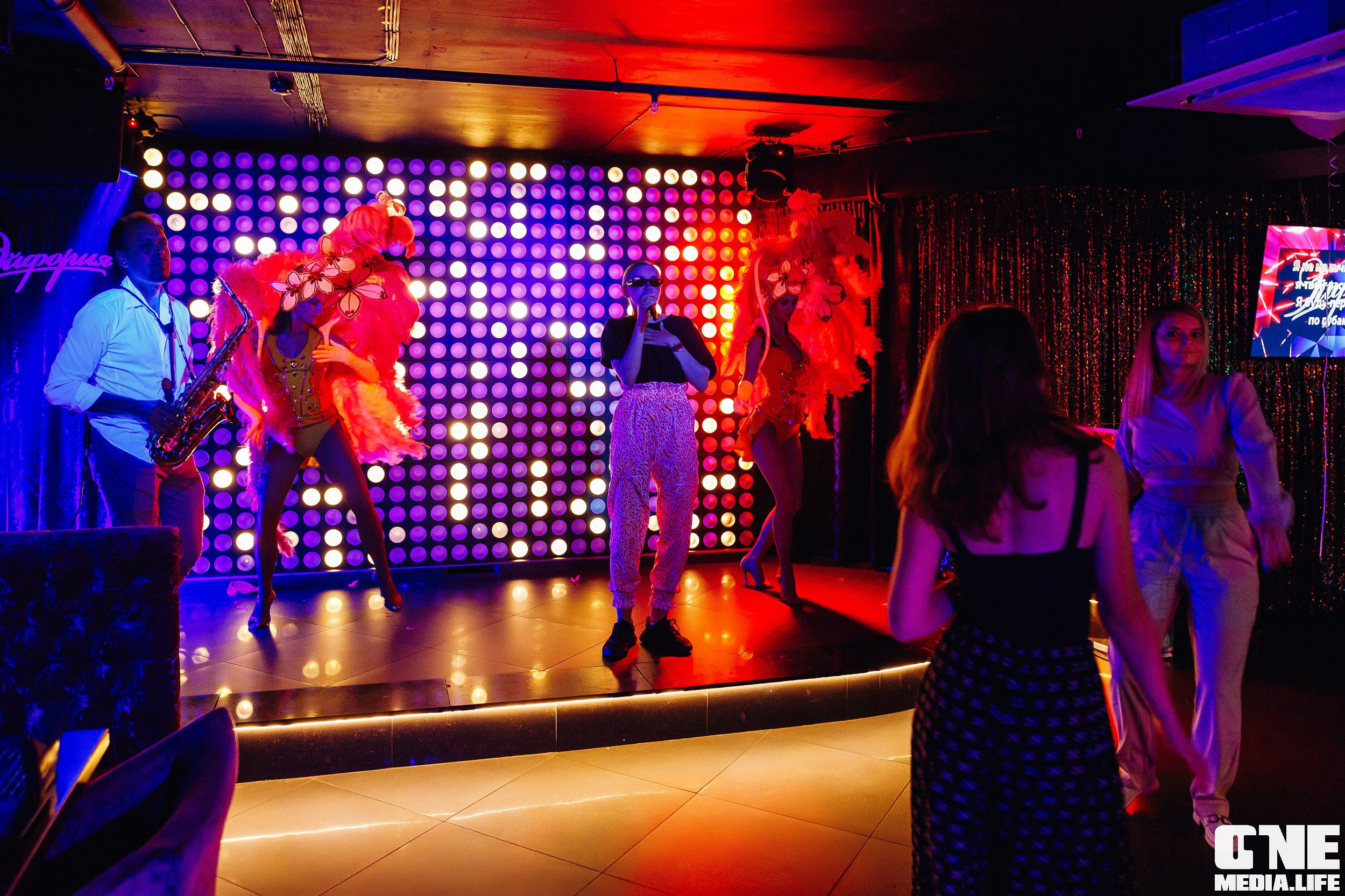 Фоторепортаж из караоке-клуба Эйфория. One Media Life: фоторепортажи, фотоотчеты с мероприятий и заведений
