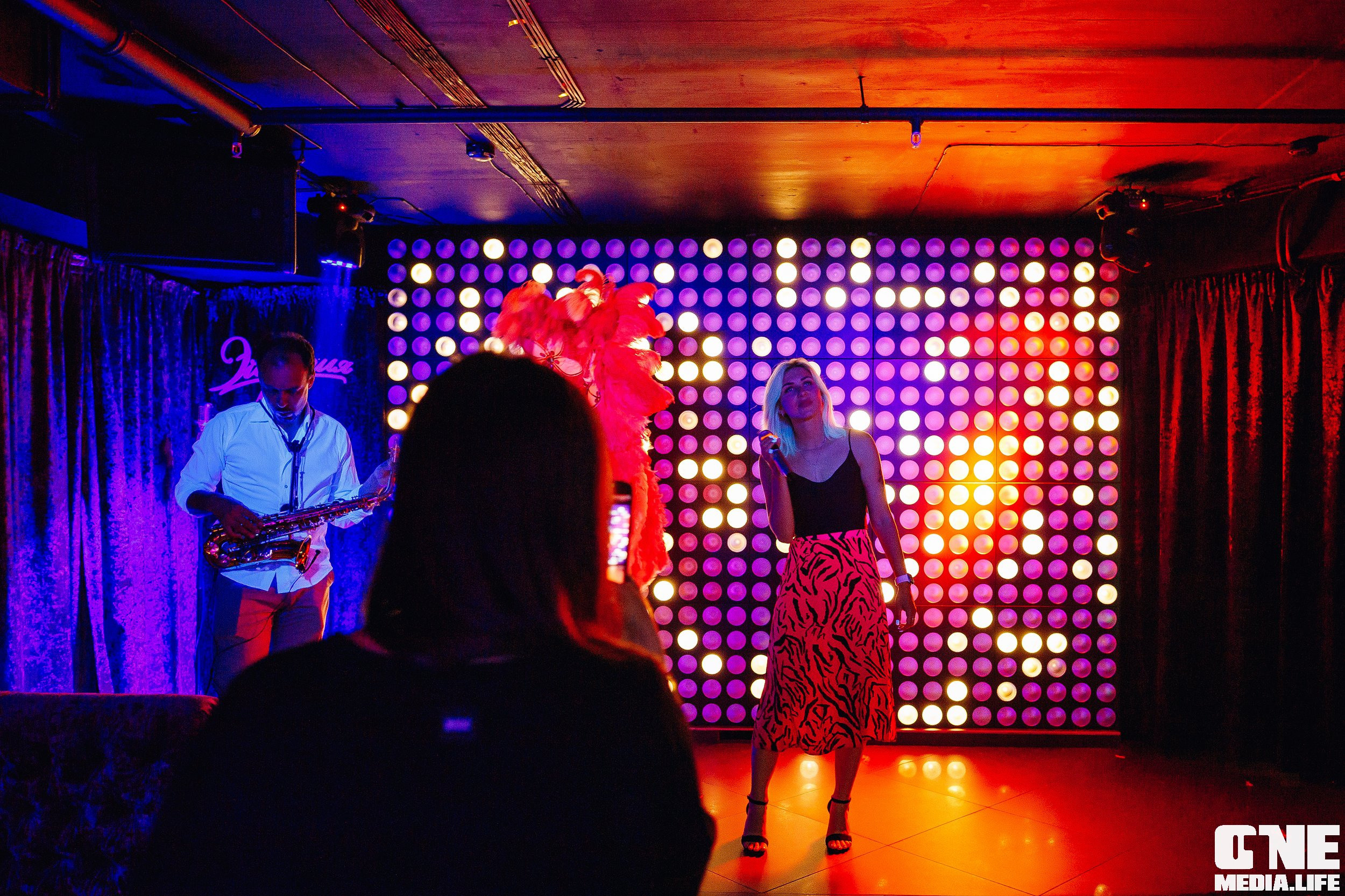 Фоторепортаж из караоке-клуба Эйфория. One Media Life: фоторепортажи, фотоотчеты с мероприятий и заведений