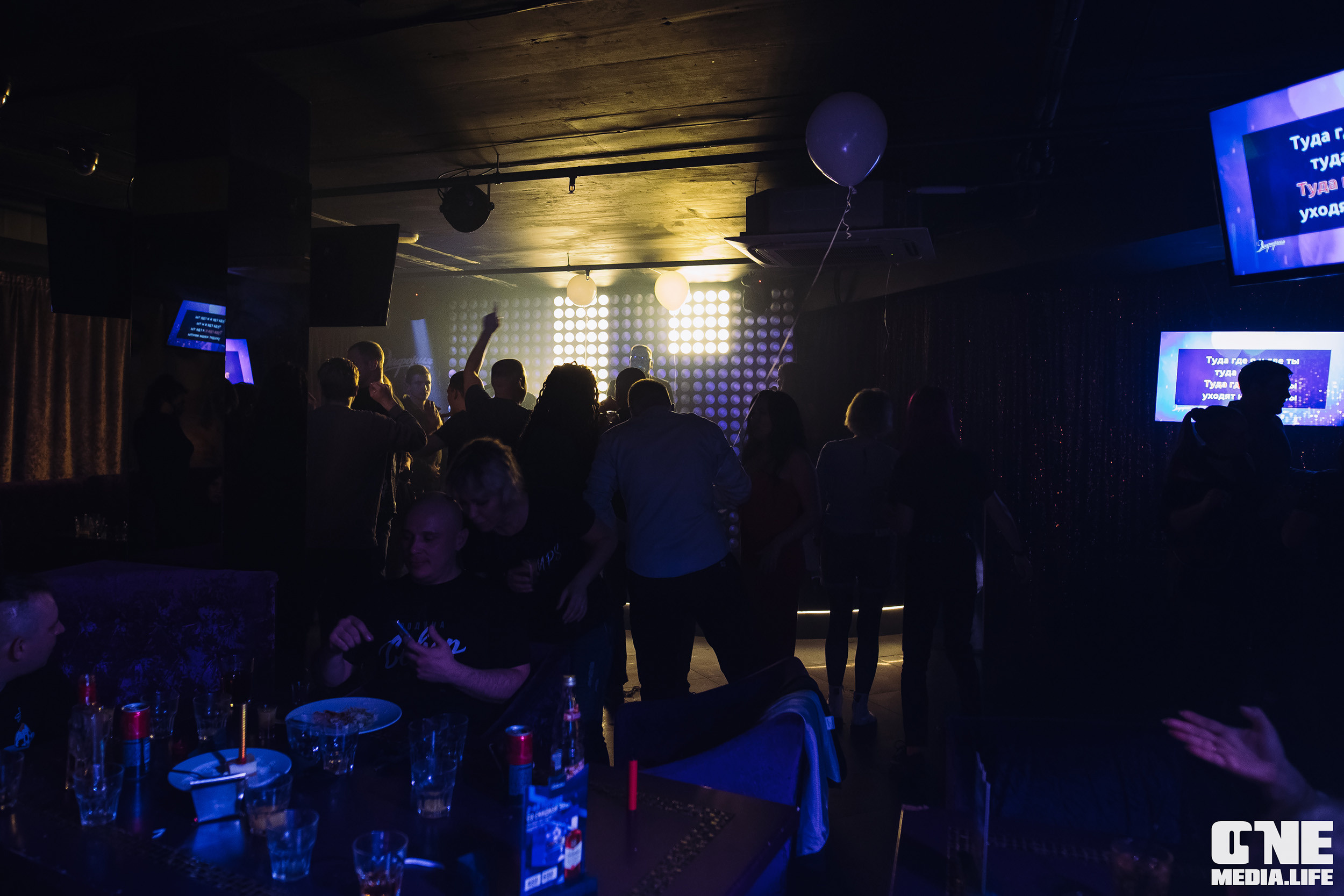 Фоторепортаж из караоке-клуба Эйфория. One Media Life: фоторепортажи, фотоотчеты с мероприятий и заведений