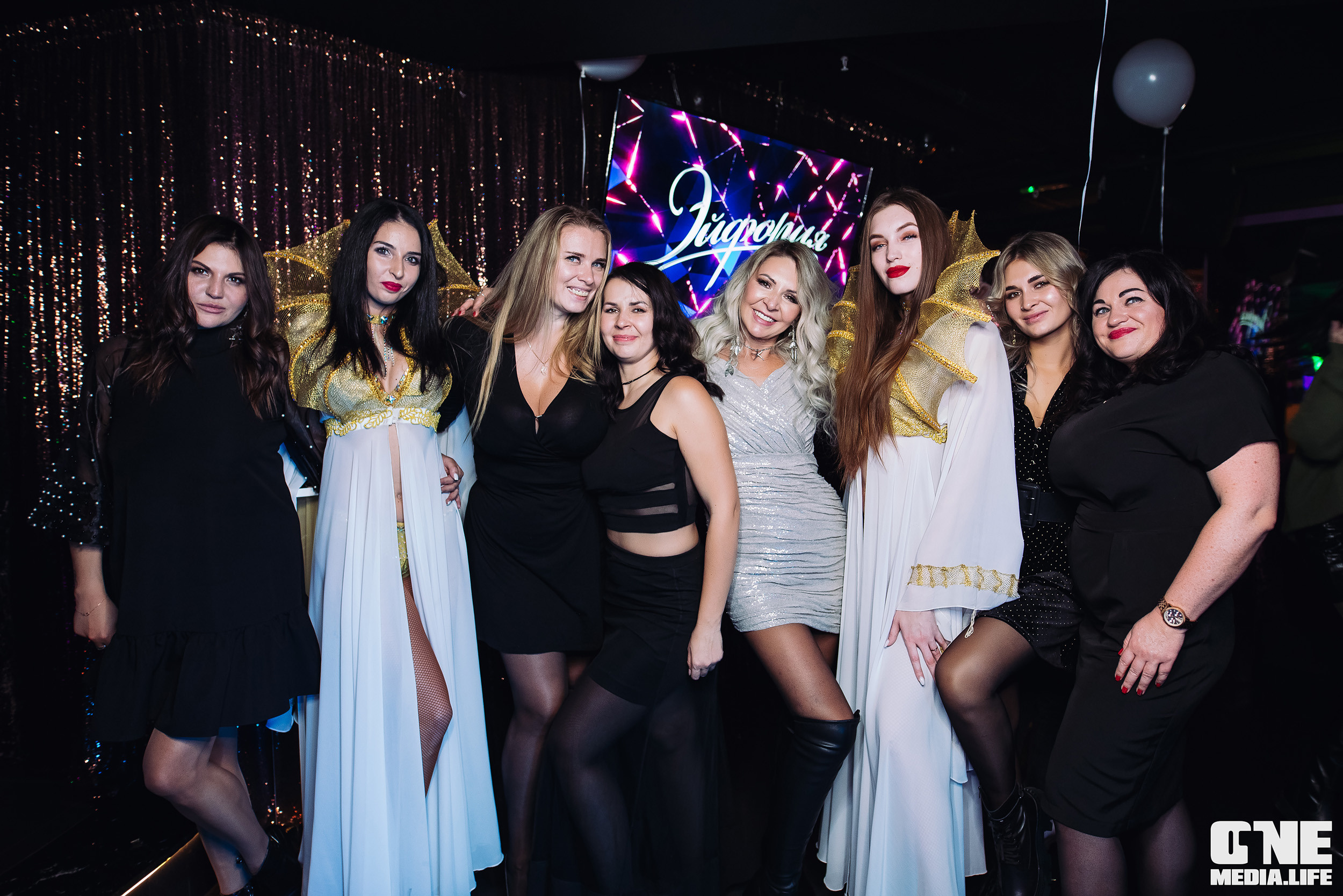 Фоторепортаж из караоке-клуба Эфория. One Media Life: фоторепортажи, фотоотчеты с мероприятий и заведений