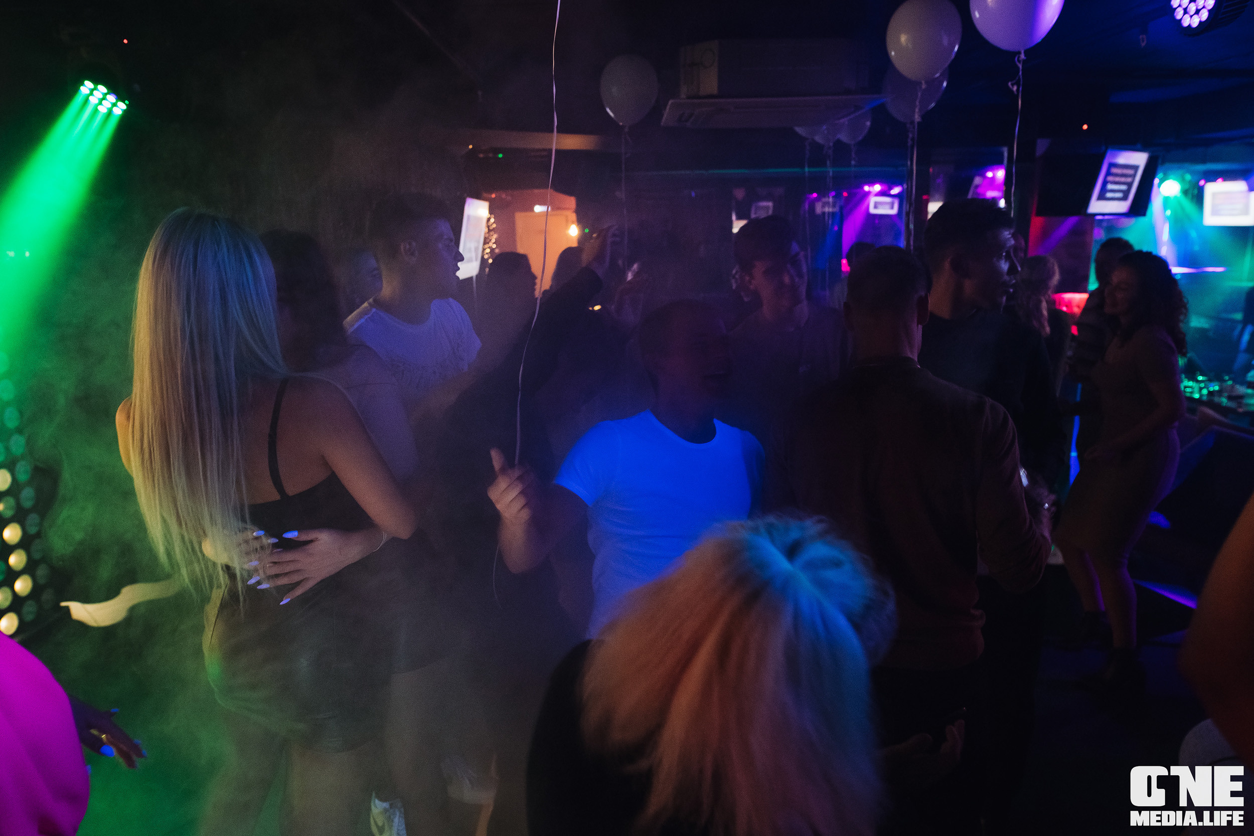 Фоторепортаж из караоке-клуба Эйфория. One Media Life: фоторепортажи, фотоотчеты с мероприятий и заведений