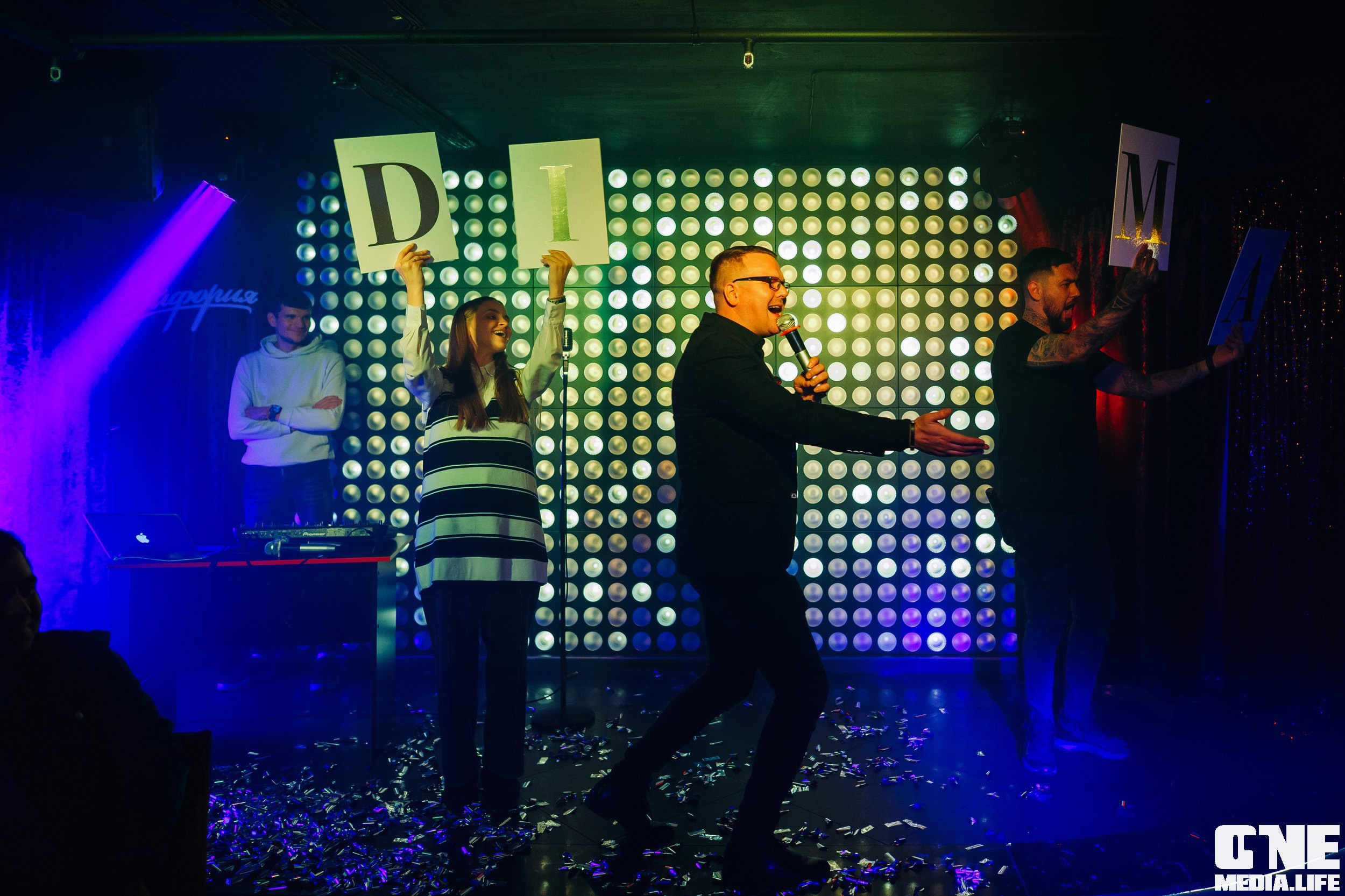 Фоторепортаж из караоке-клубе Эйфория. One Media Life: фоторепортажи, фотоотчеты с мероприятий и заведений