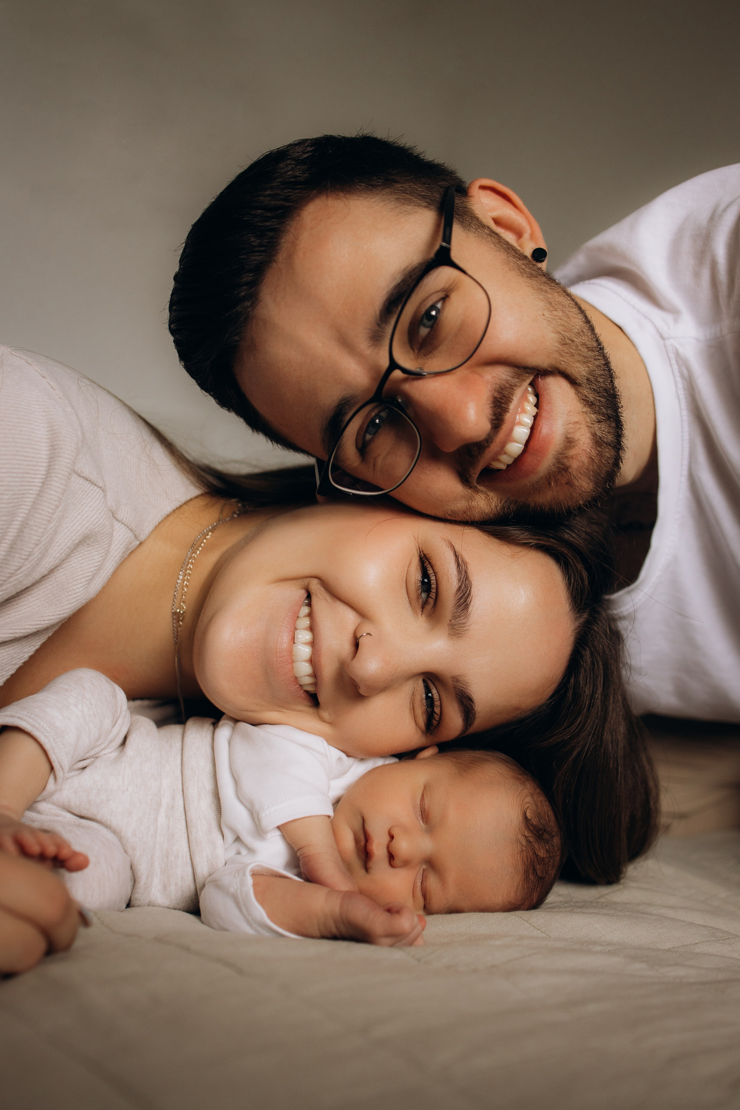 Newborn-Shooting zu Hause. Fotografin in Erlangen, Nürnberg und Umgebung