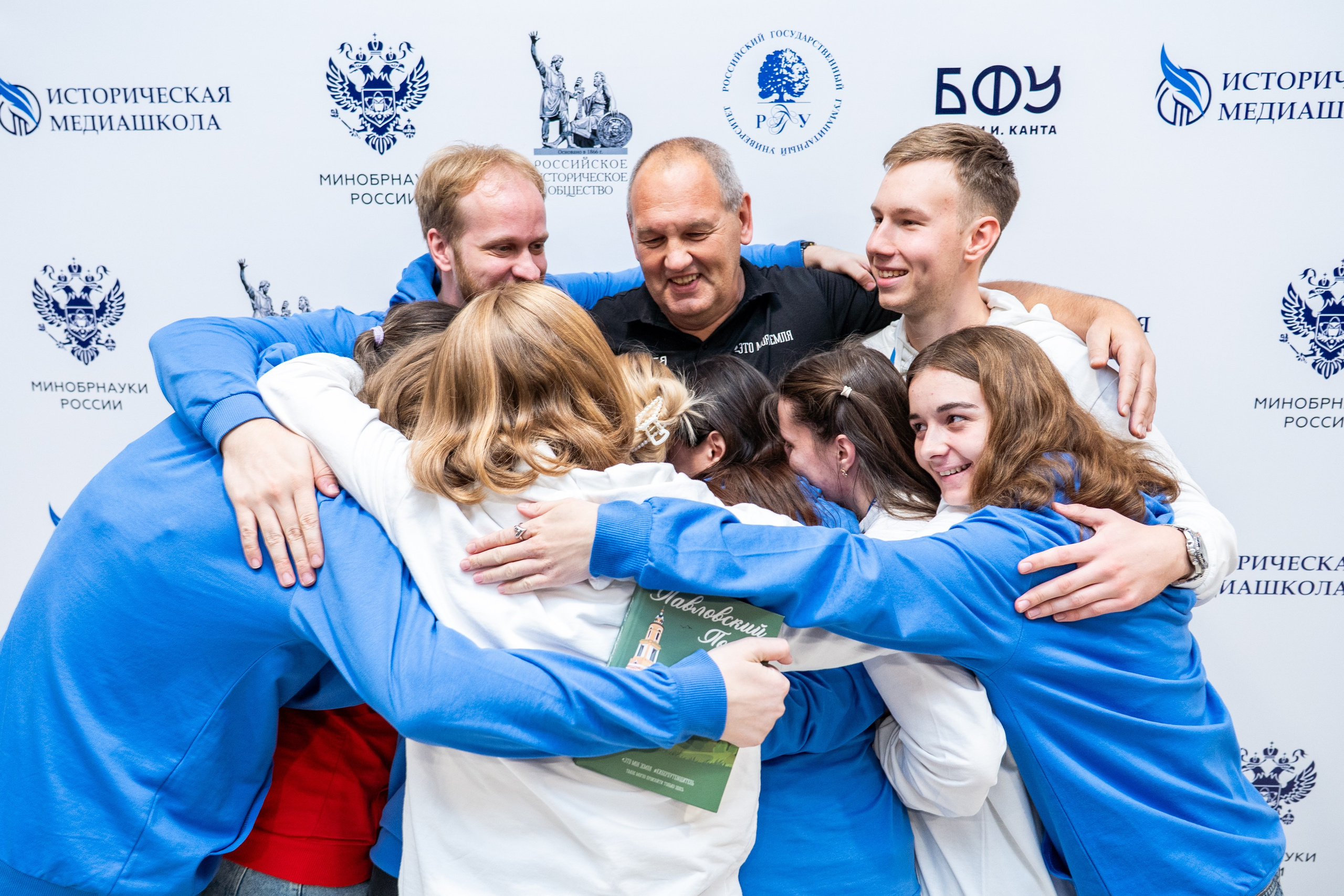 Историческая медиашкола 2025 в Калининграде. Репортажный фотограф в Москве Легкая Софья