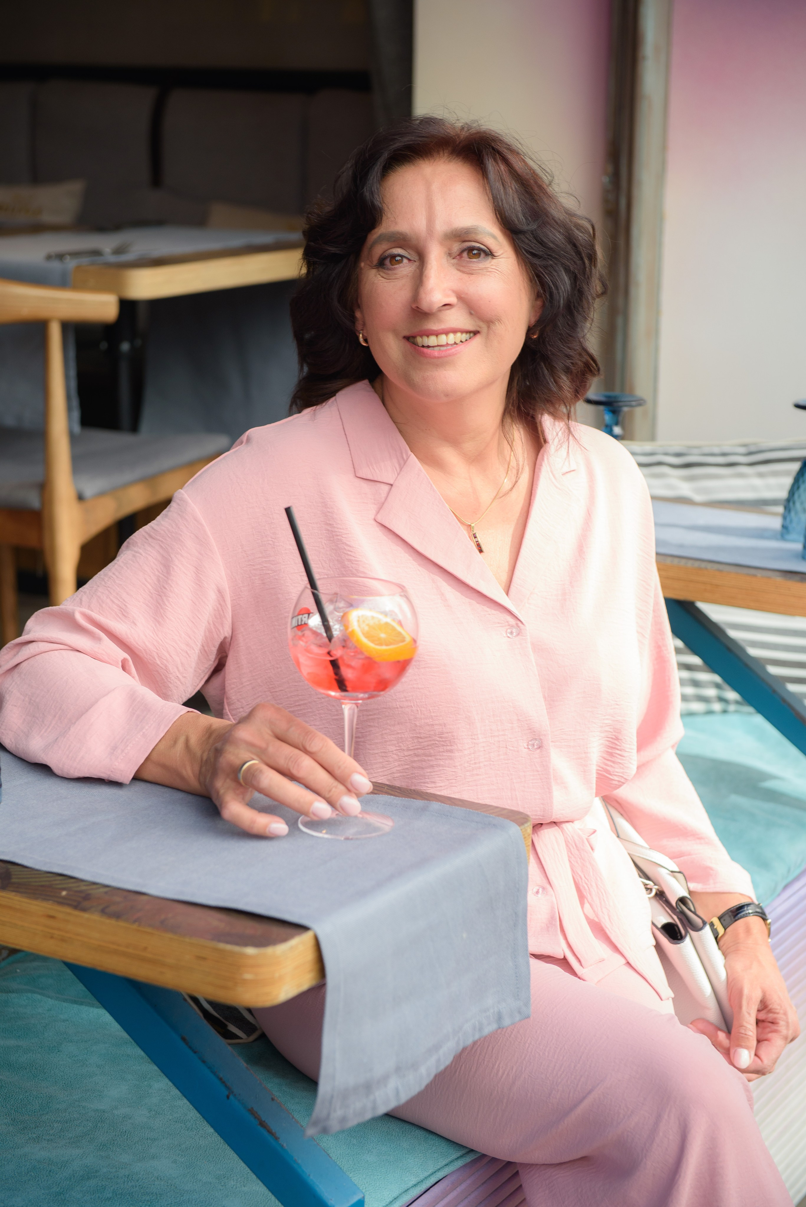 Любовь, прогулка по городу. Бренд-фотограф для экспертов и блогеров в Москве Влада Горбовская