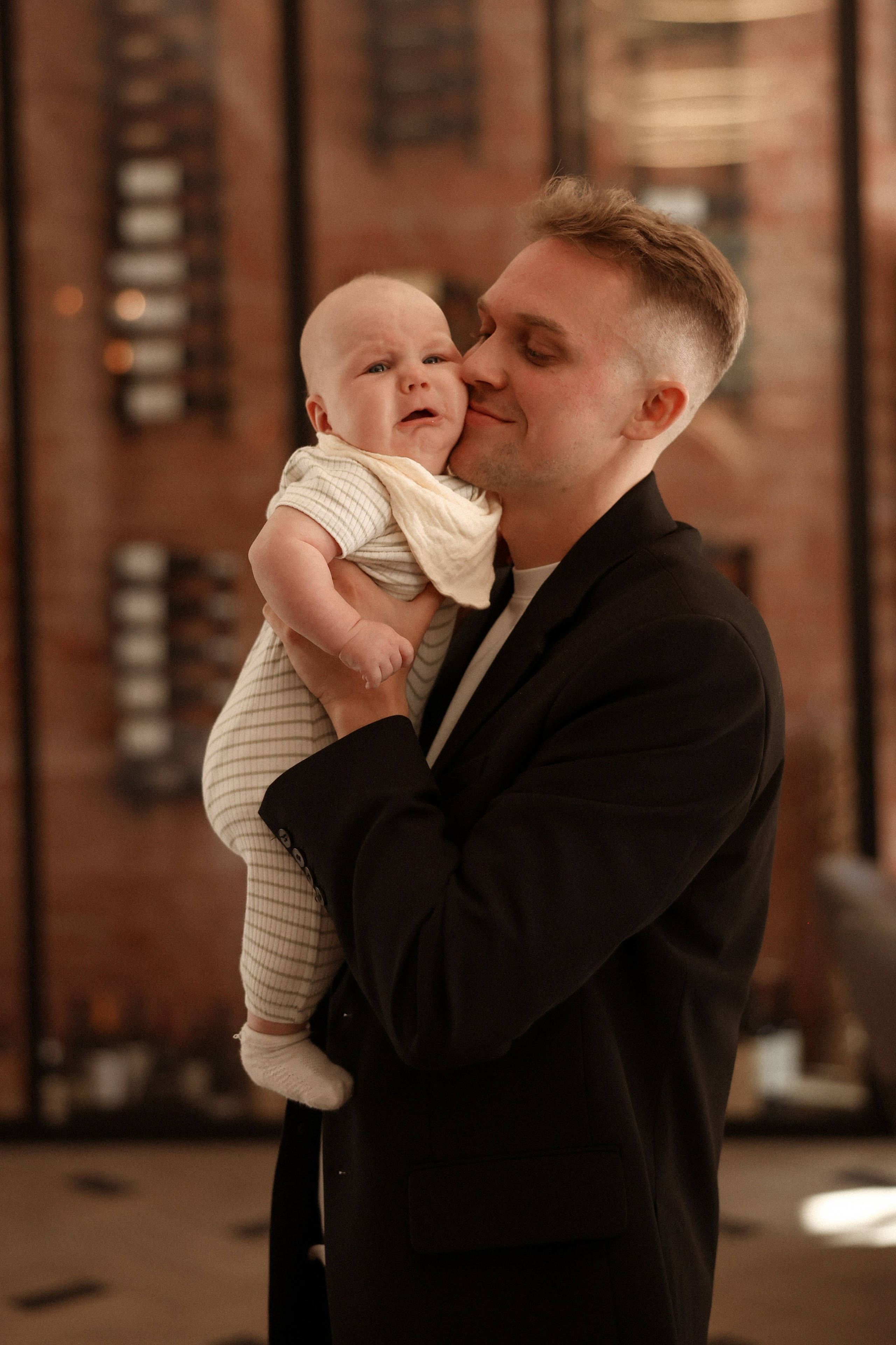 «Я люблю тебя просто так» — Евгения и Влад. Свадебный и семейный фотограф в Москве Ломова Ирина