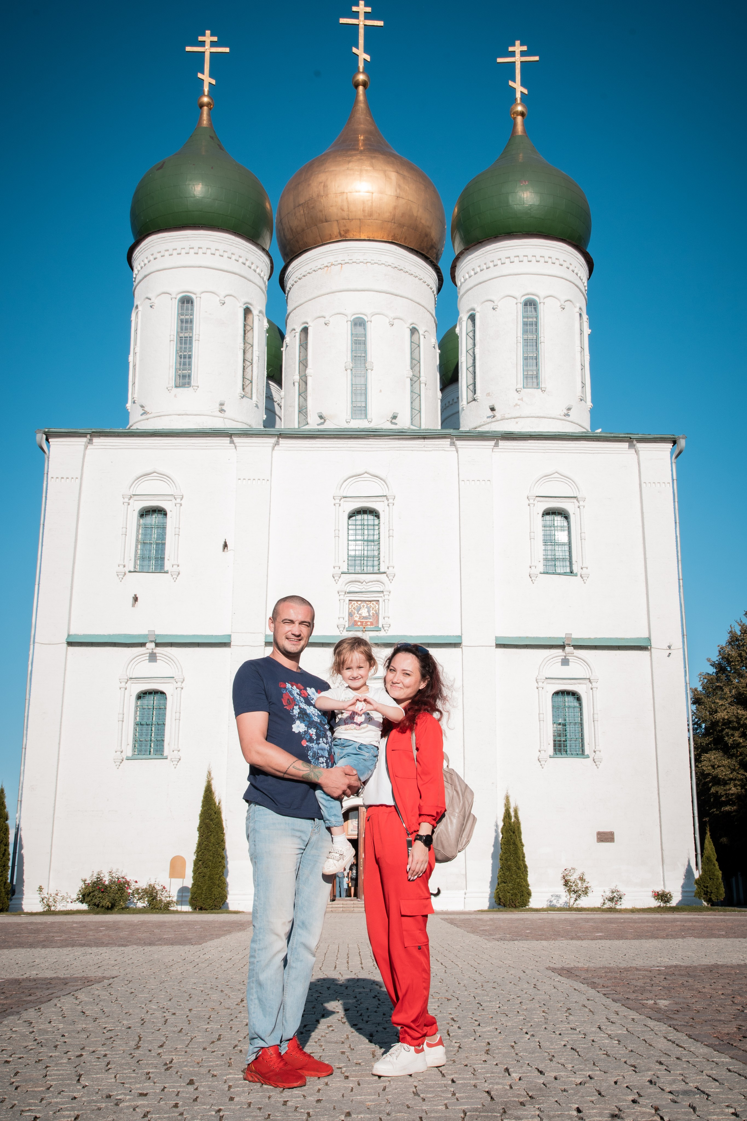 Большая компания. Команда фотографов и дизайнеров в Егорьевске