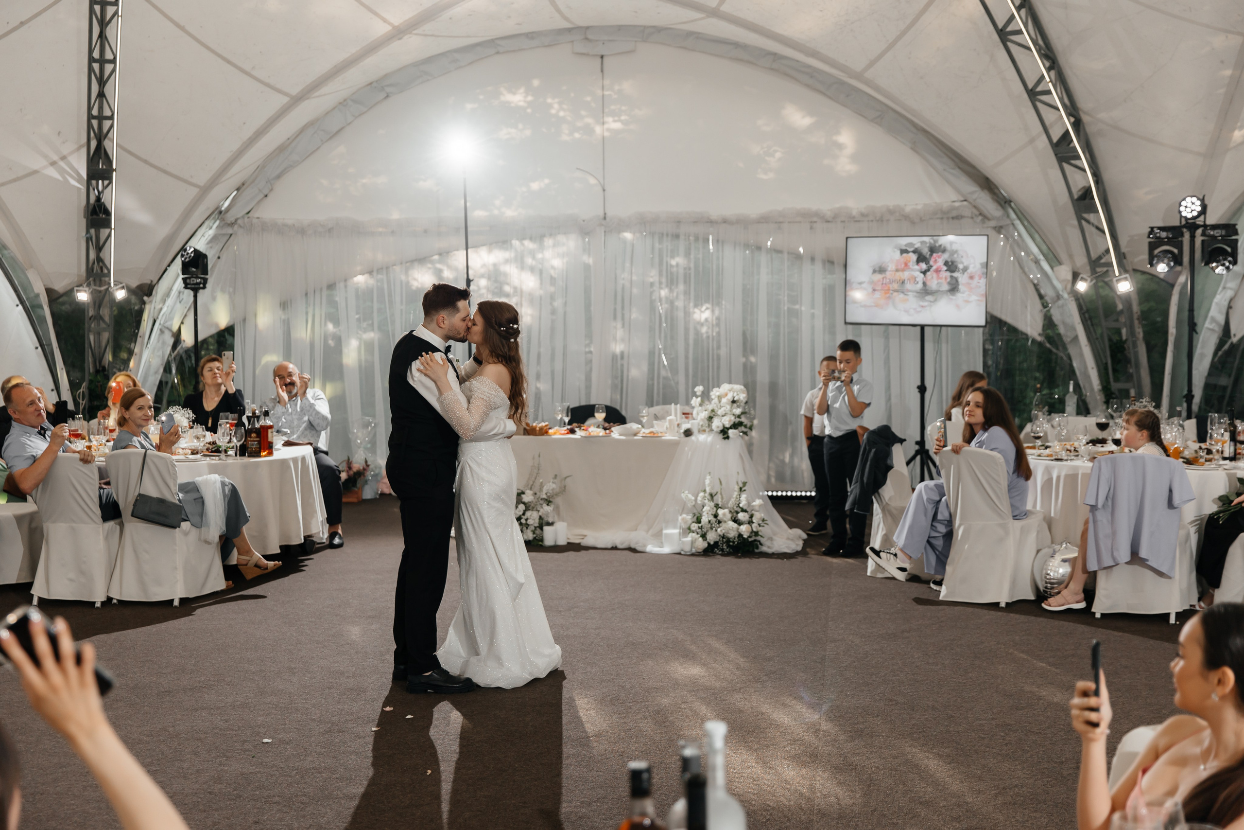 Даниил и Полина. Свадебный фотограф Москва Павел Фетисов