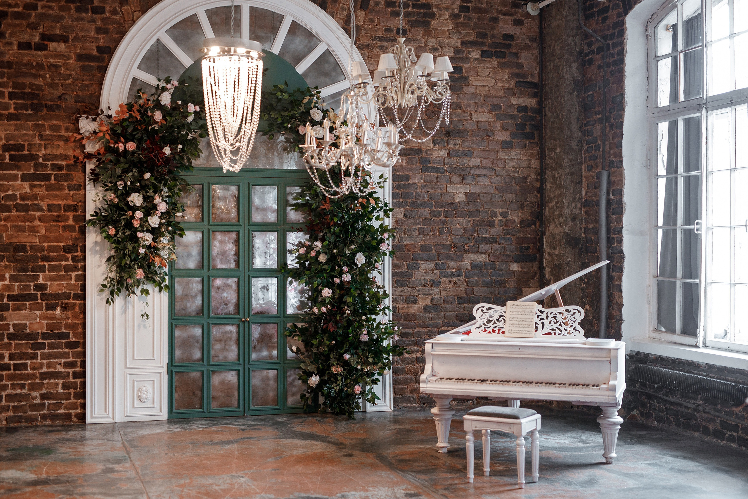 Зал Old House. Фотограф Герман Локоцкий, семейные фотосессии в Санкт-Петербурге