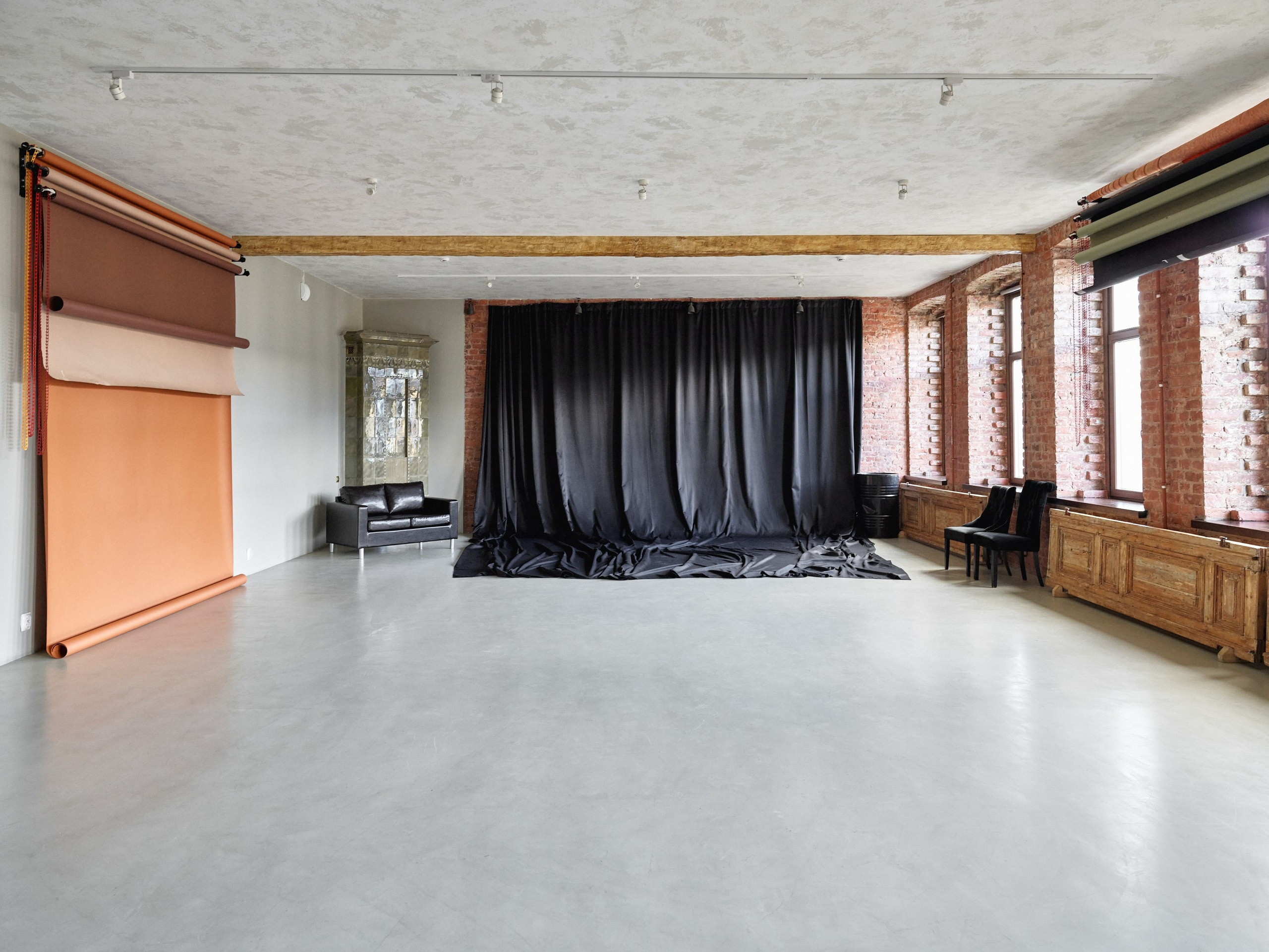 Зал BIG 120 кв. м. Фотограф Герман Локоцкий, семейные фотосессии в Санкт-Петербурге