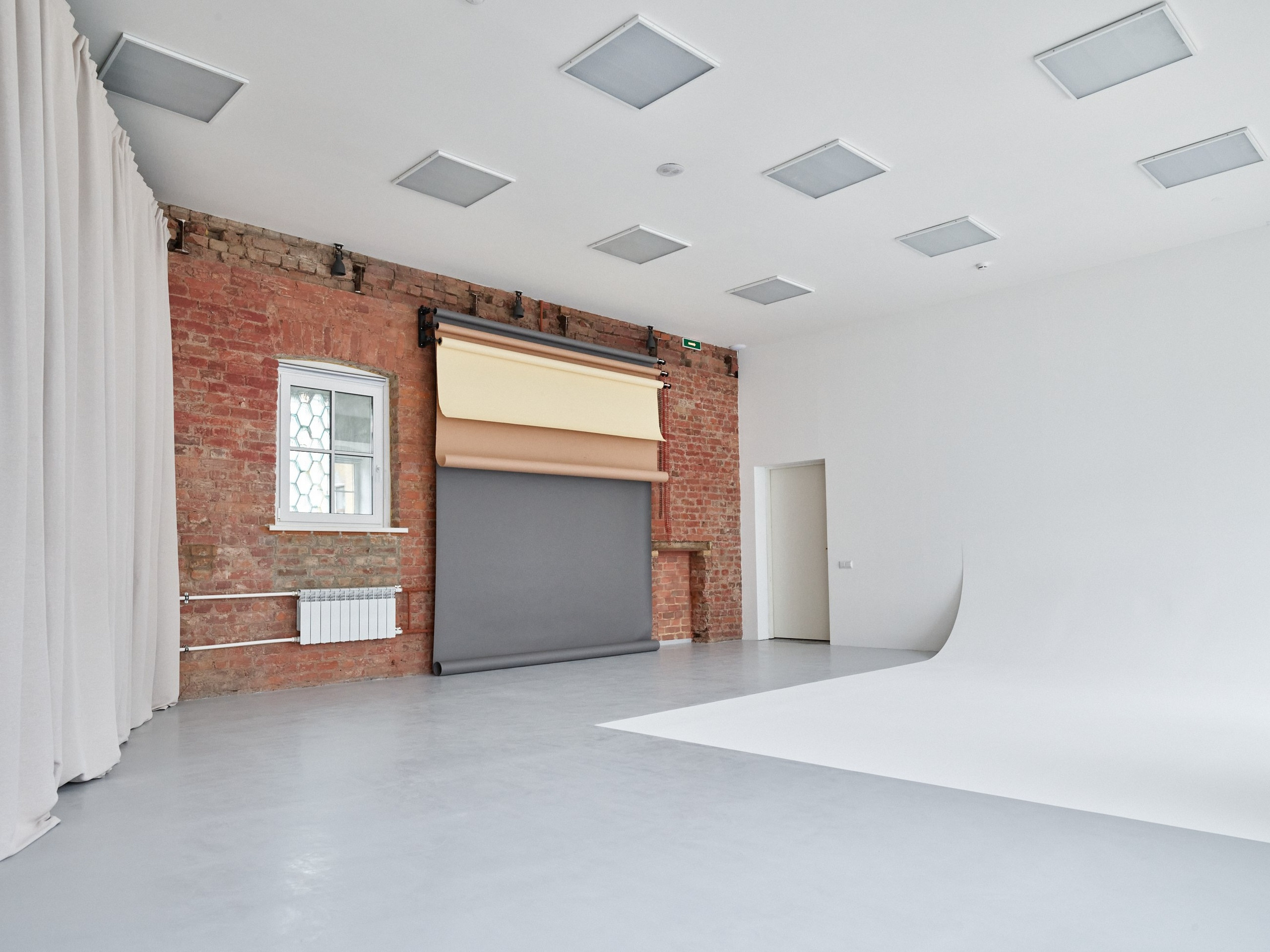 Зал Lite. Фотограф Герман Локоцкий, семейные фотосессии в Санкт-Петербурге