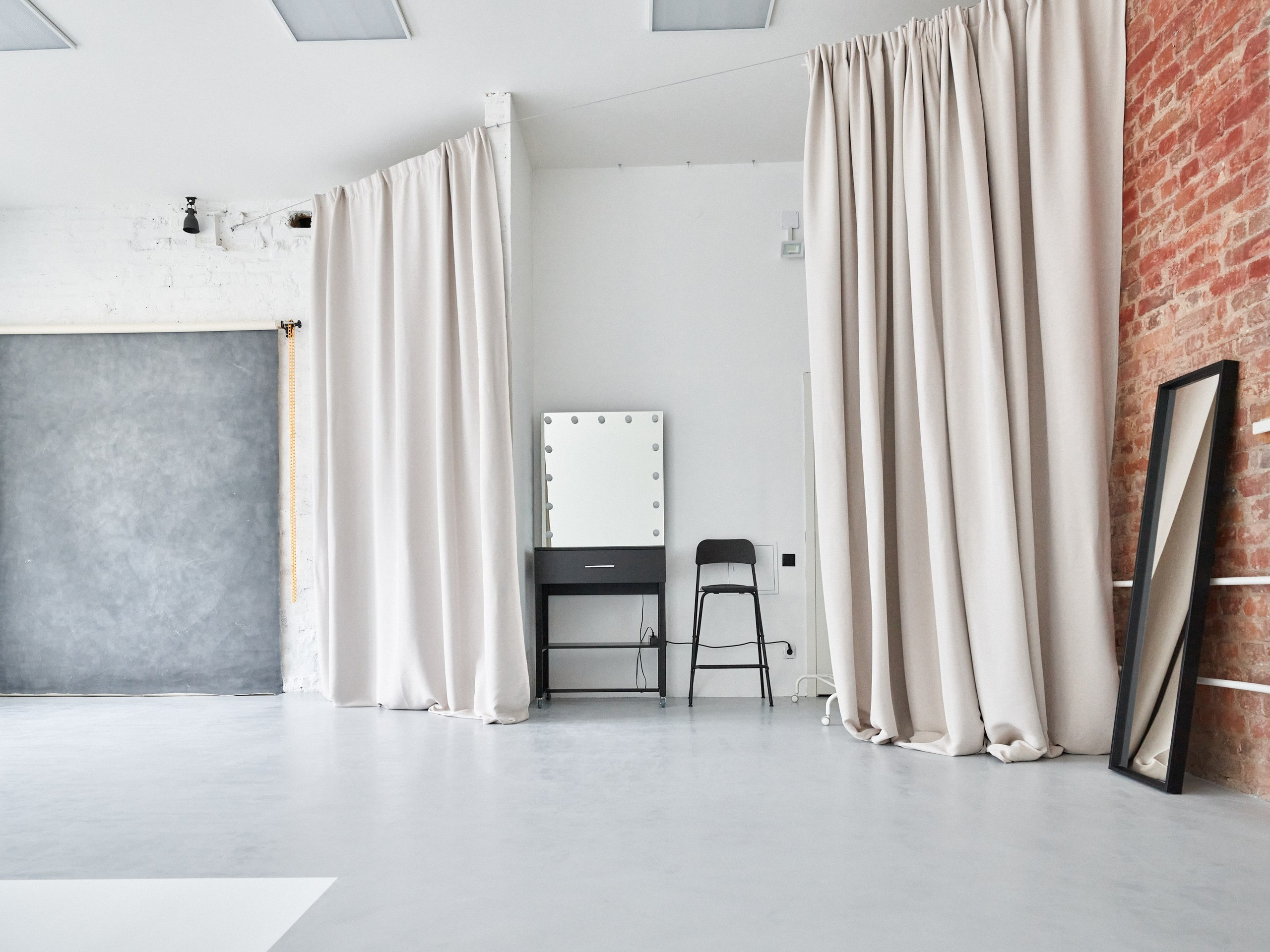 Зал Lite. Фотограф Герман Локоцкий, семейные фотосессии в Санкт-Петербурге