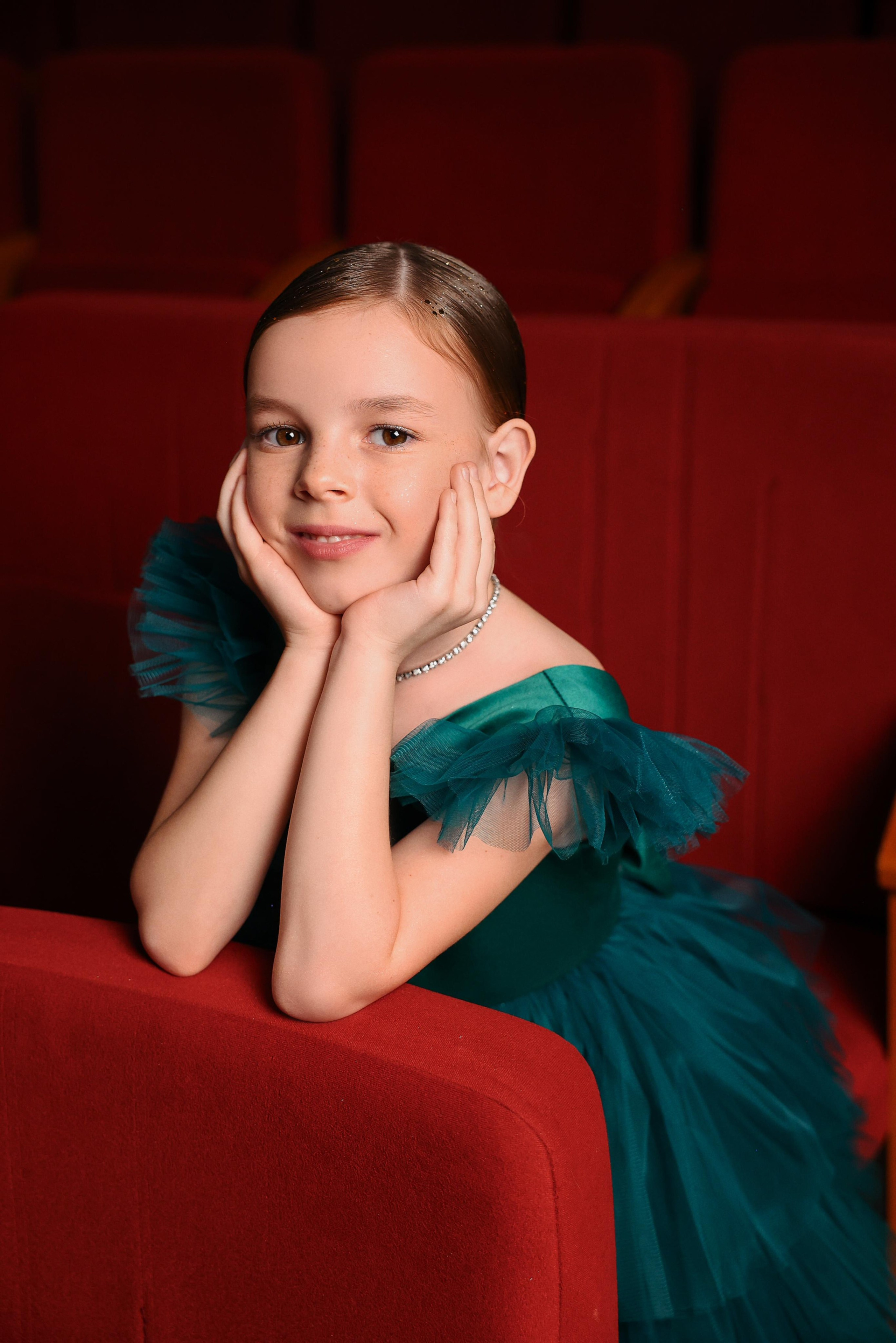 ZLATA. Модельная студия MIA Models