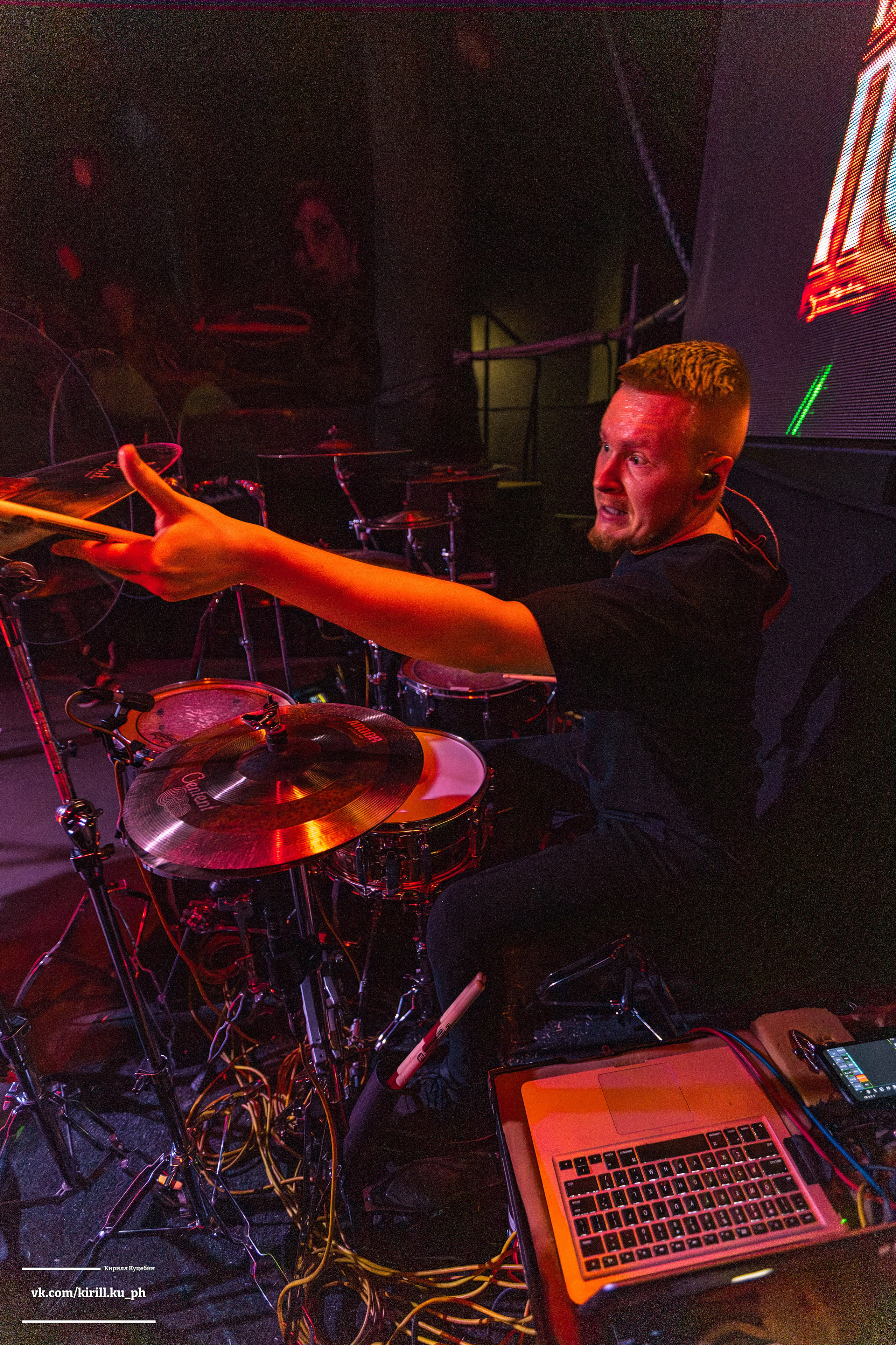 Концерт группы Бригадный подряд в клубе Нирвана, Екатеринбург. Репортажный фотограф Екатеринбург | Яркий, качественный репортаж | Концерты, клубы, репортаж, праздники, корпоративы