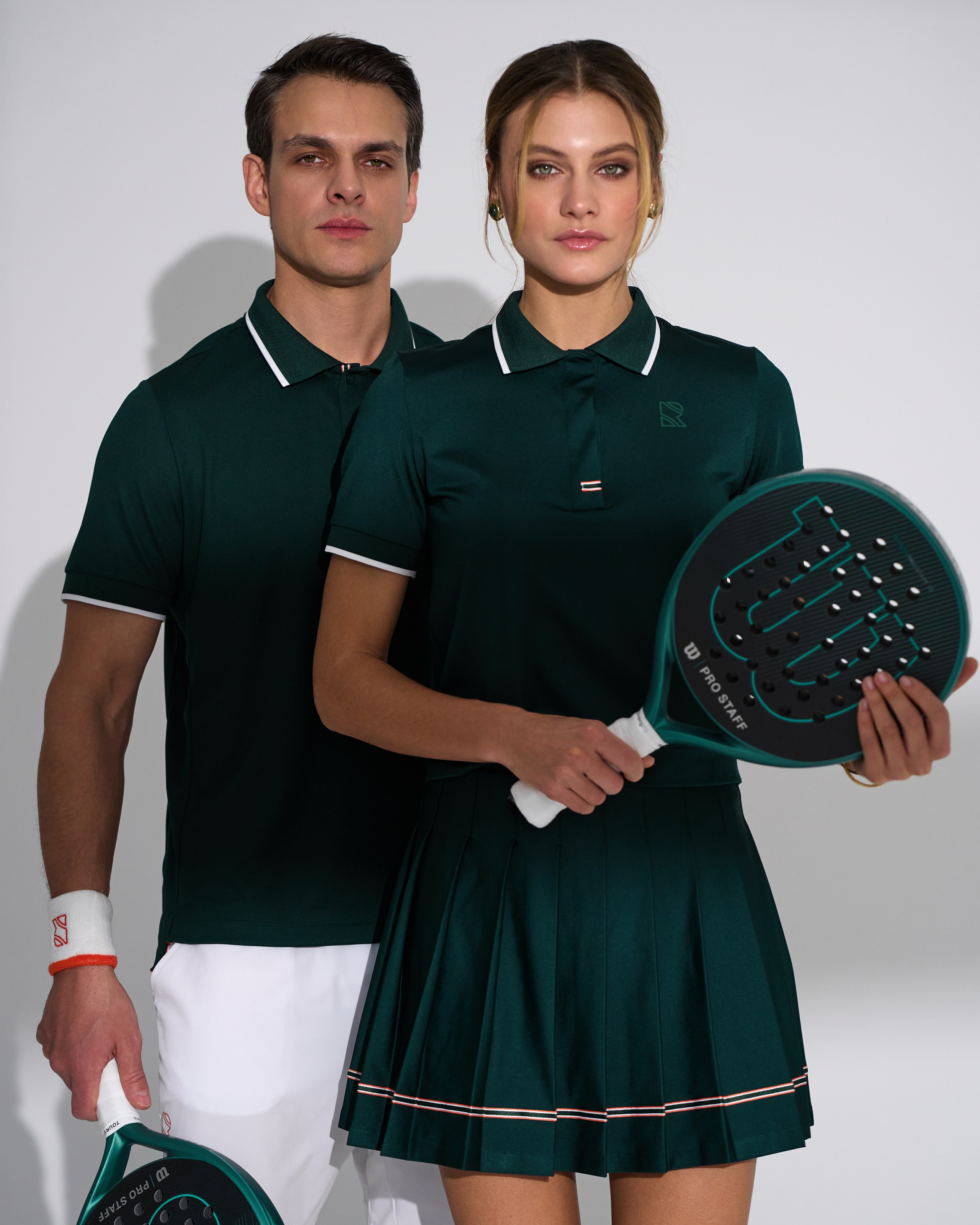 RAQUETA. 595 Production