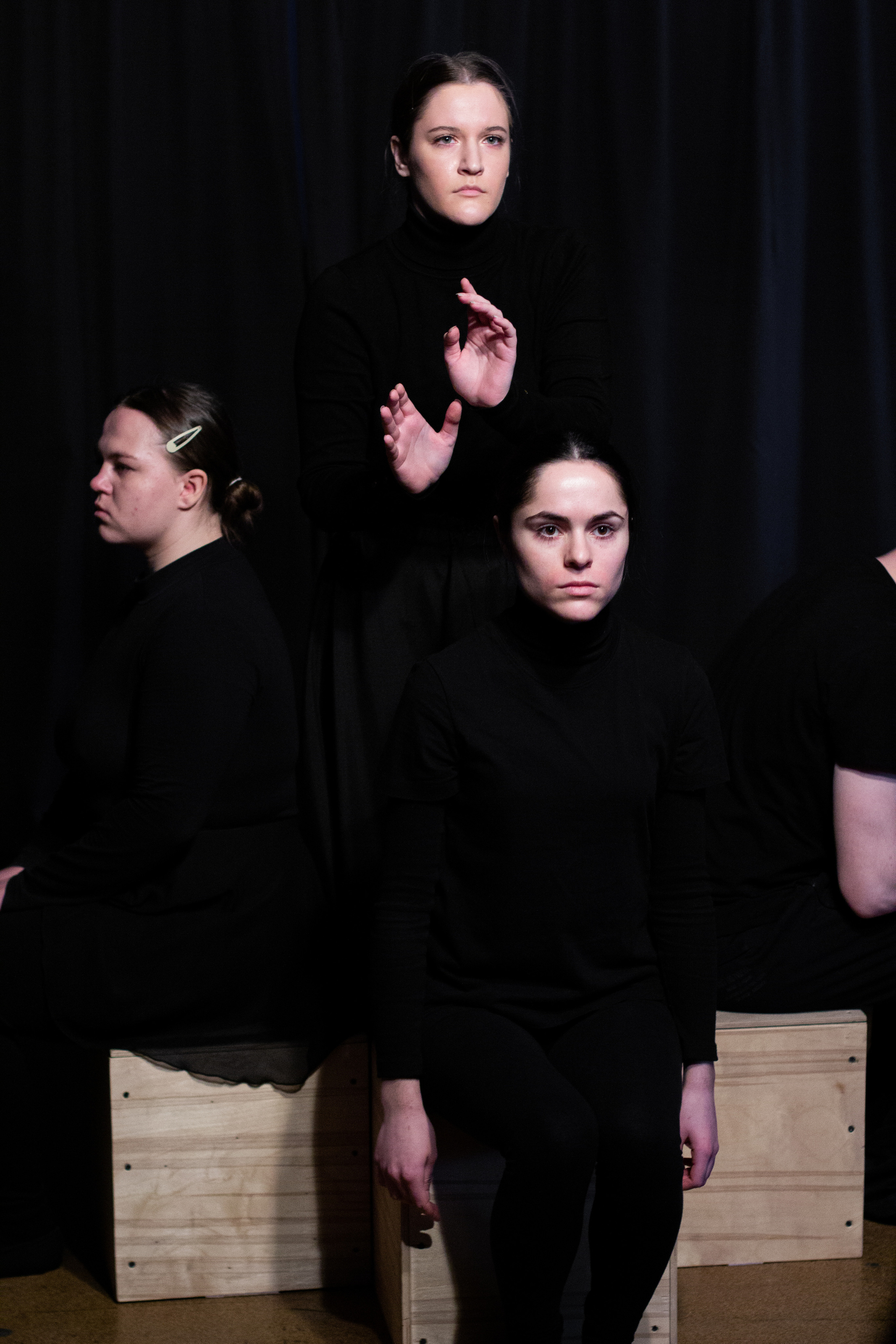 Покажу вам немного театра. Фотограф lifestyle, фотографирую жизнь, эмоции, красоту. Волгоград