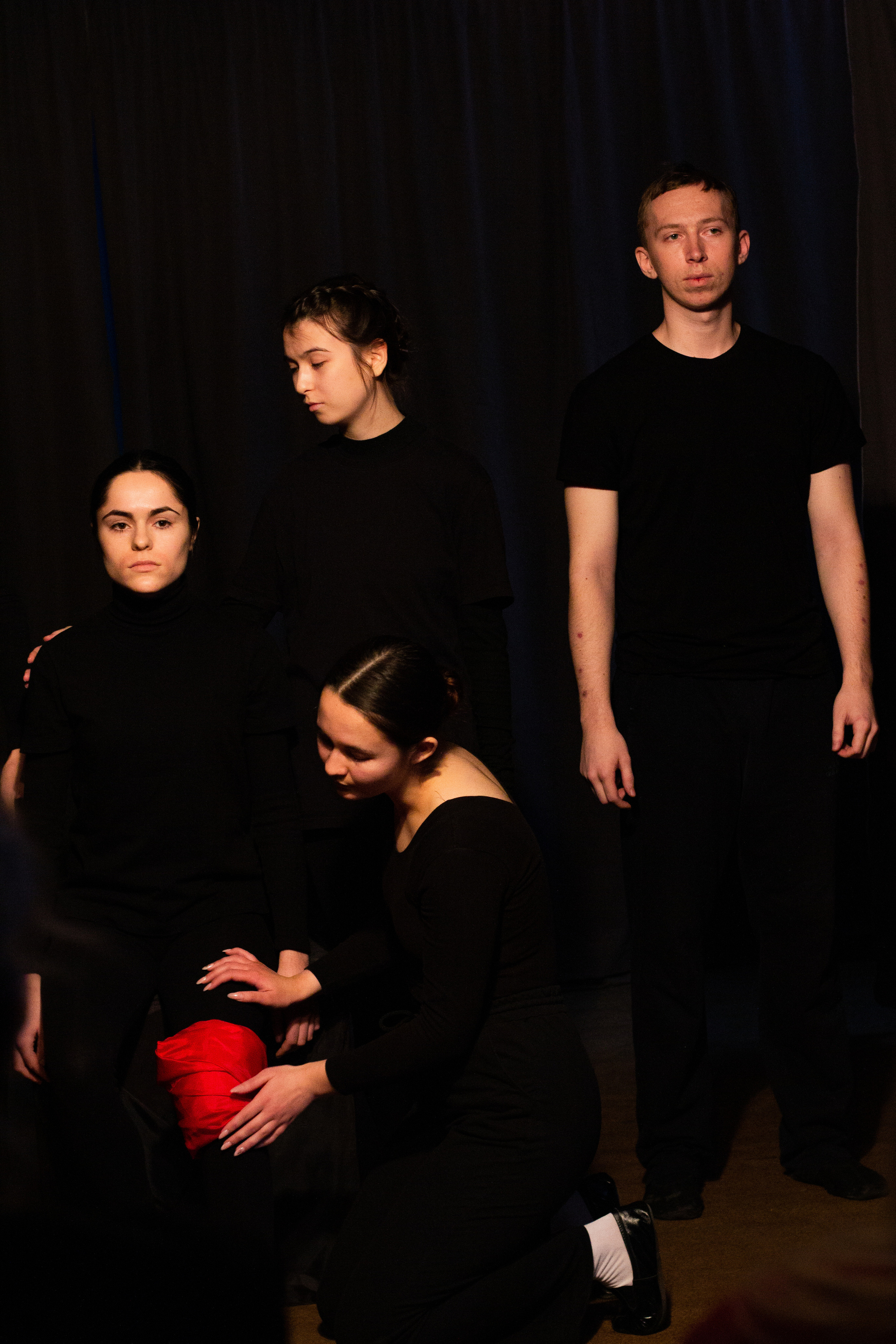 Покажу вам немного театра. Фотограф lifestyle, фотографирую жизнь, эмоции, красоту. Волгоград