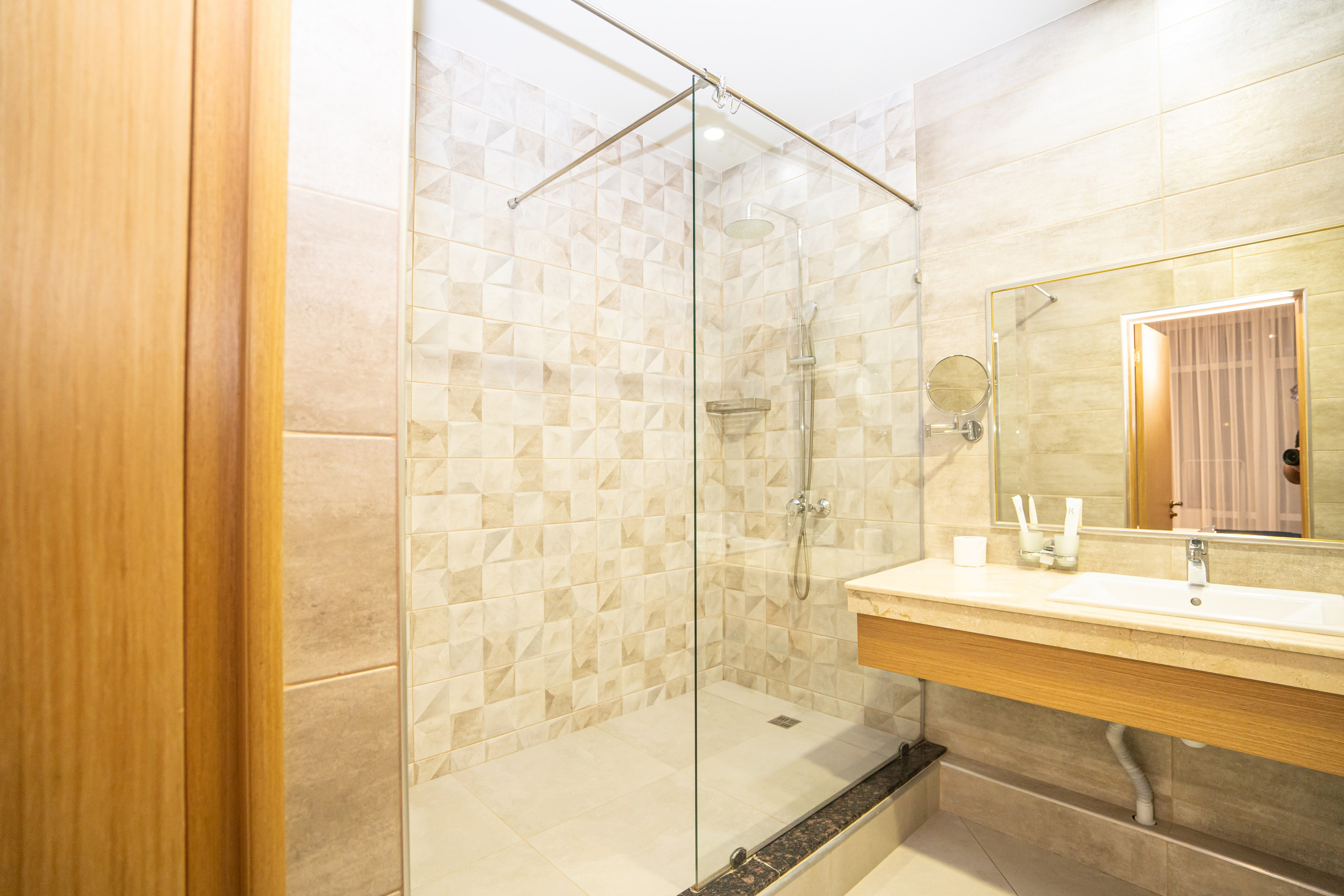 Интерьерная фотосъемка премиальных отелей Dream Hotel в Краснодаре и Анапе Профессиональная фотосъемка интерьеров отелей Dream Hotel: Красно. Шедевры для Вас! Фотограф и Видеограф в Краснодаре Пахиев Руслан