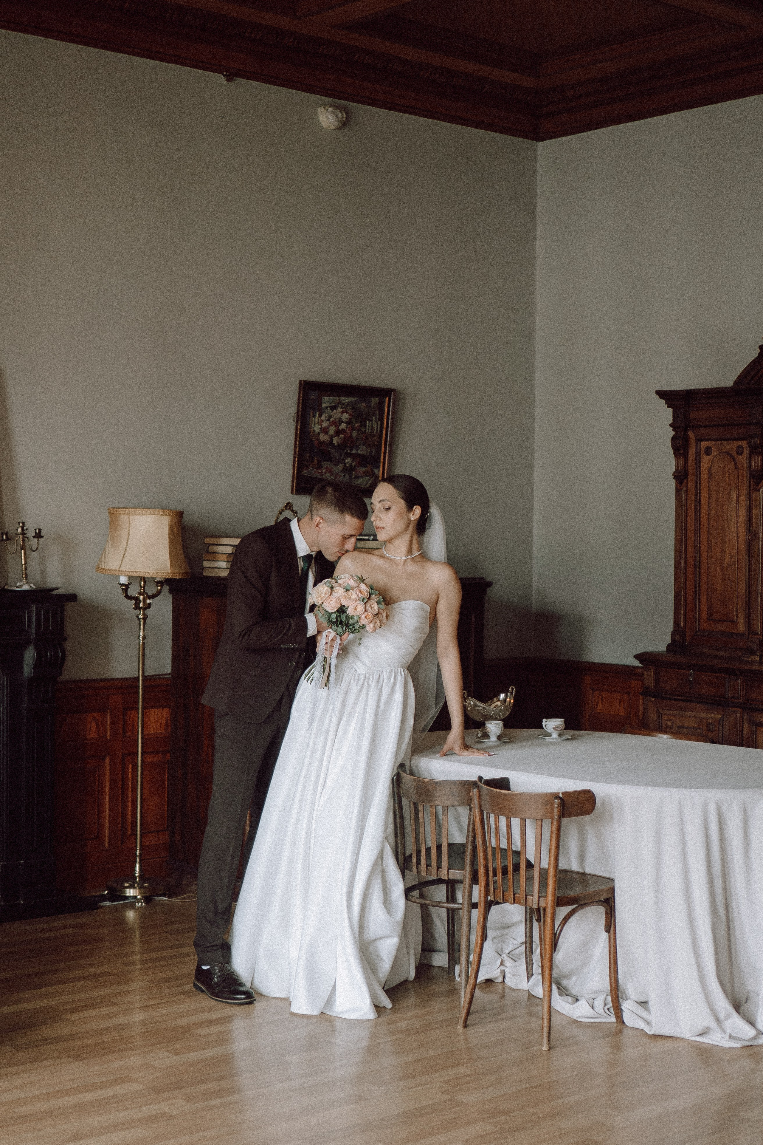 СВАДЕБНАЯ ПРОГУЛКА В САНТК-ПЕТЕРБУРГЕ (ИСАКИЕВСКИЙ СОБОР, ЗИМНЯЯ КАНАВКА, ЭРМИТАЖ И БОЛЬШАЯ МОРСКАЯ УЛИЦА). Профессиональный фотограф, Санкт-Петербург — Виктория Богомолова