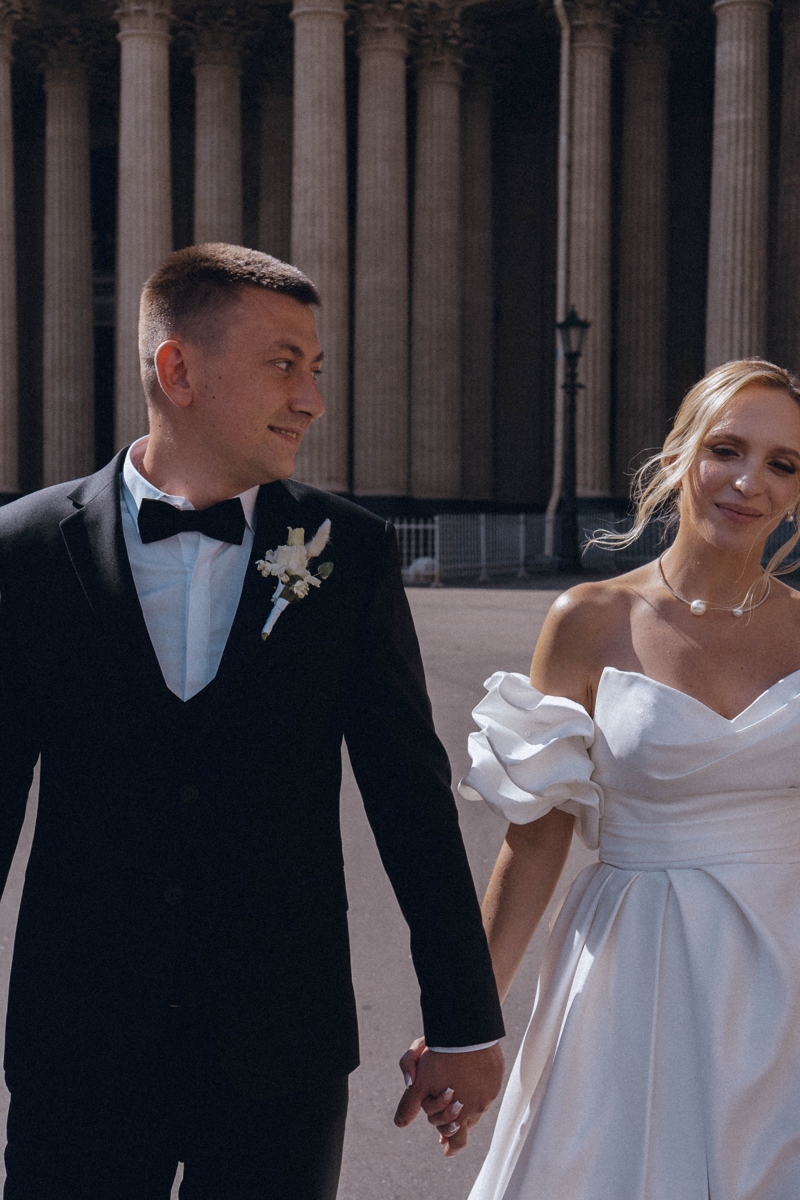 СВАДЕНБНАЯ СЬЕМКА НА КАТЕРЕ ПО КАНАЛАМ САНКТ-ПЕТЕРБУРГА И В АКВАТОРИИ НЕВЫ. Профессиональный фотограф, Санкт-Петербург — Виктория Богомолова