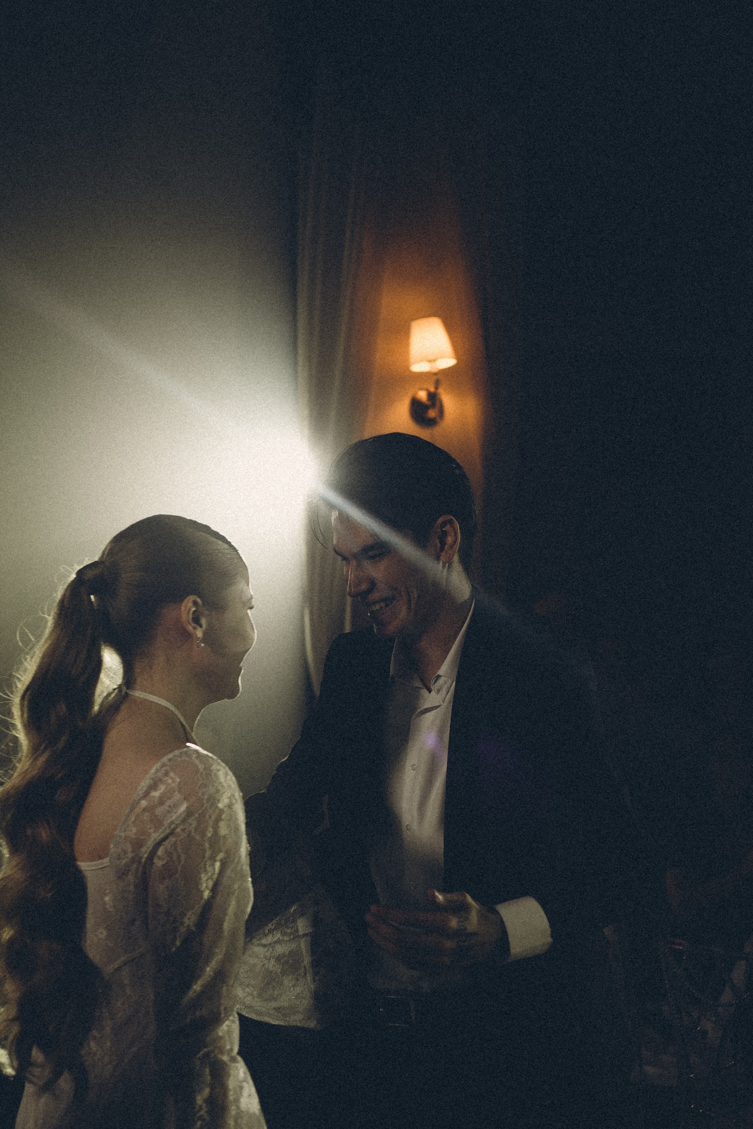 СВАДЕБНАЯ СЬЕМКА В ОТЕЛЕ В СИБИРИ. Профессиональный фотограф, Санкт-Петербург — Виктория Богомолова